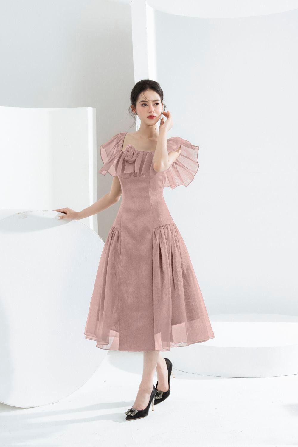 Nikita A-line Square Neck Chiffon Midi Dress - MEAN BLVD