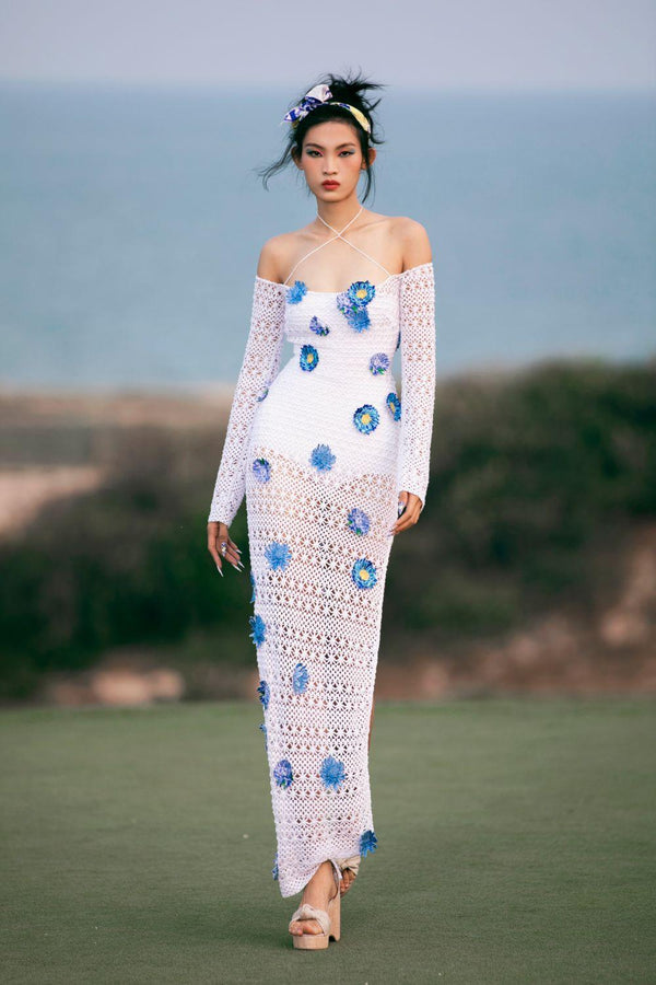 Noa Slit Halter Neck Knitted Fabric Maxi Dress - MEAN BLVD