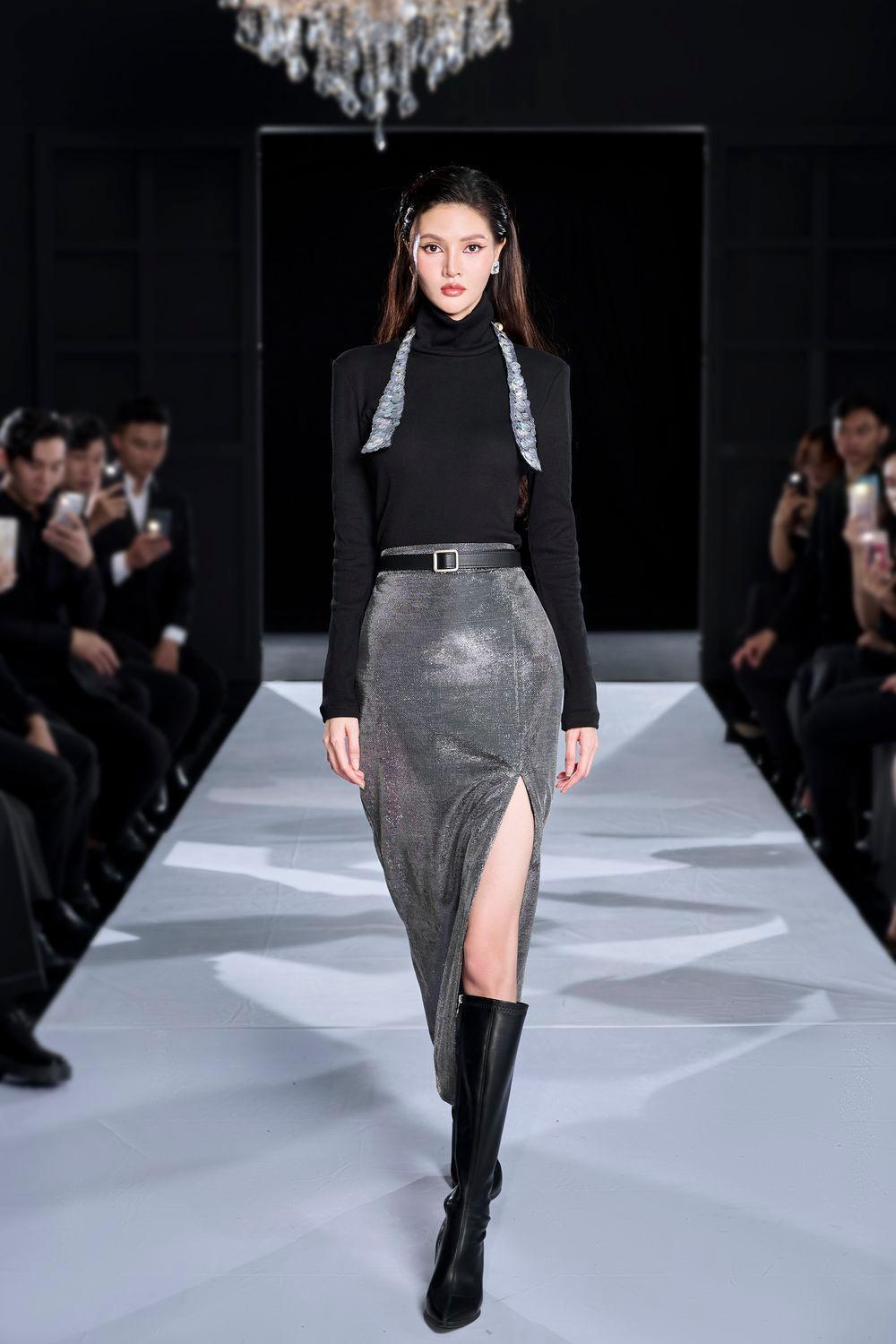 Nose Bodycon Long Sleeved Spandex Top - MEAN BLVD