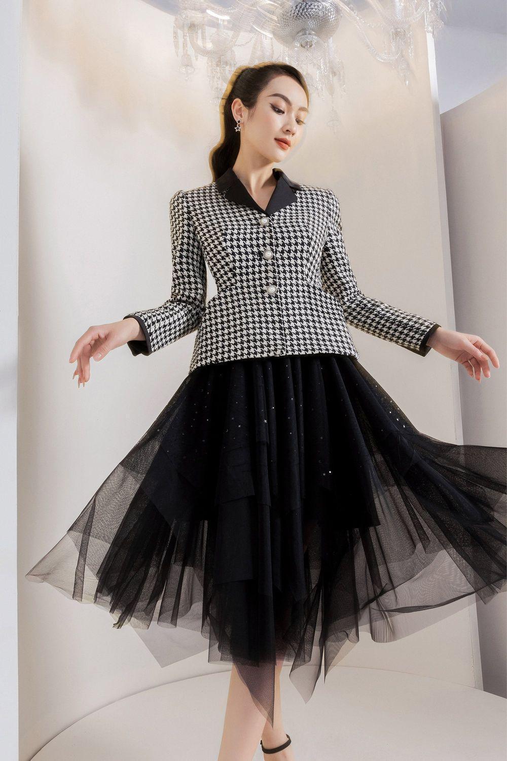 Odette Peplum Notch Lapel Tweed Jacket - MEAN BLVD