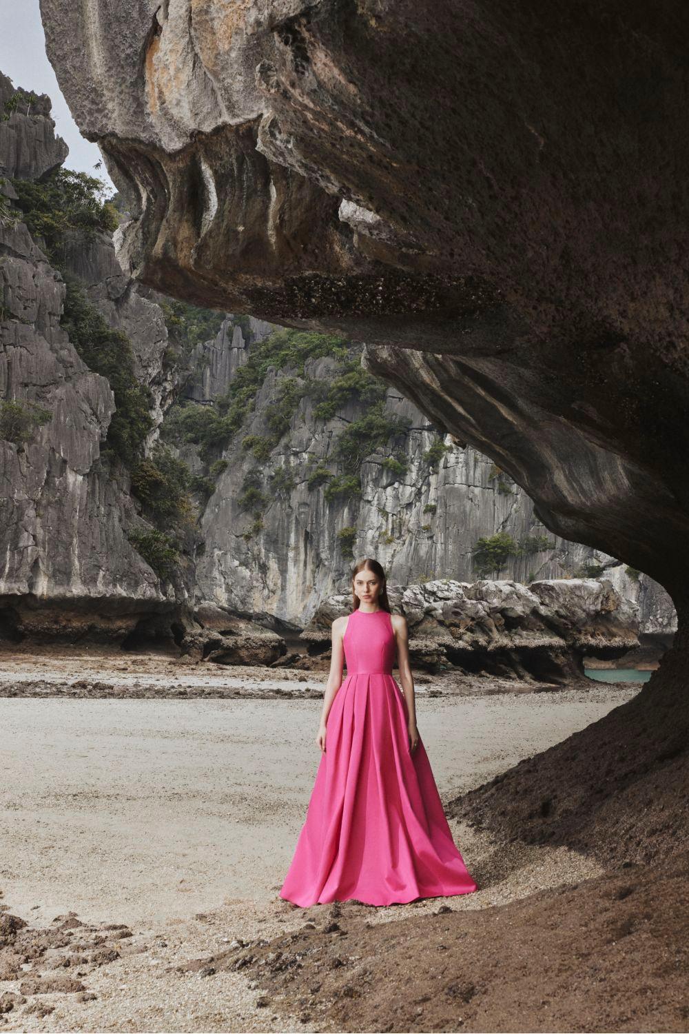 Olivia Ball Gown Round Neck Taffeta Maxi Dress - MEAN BLVD