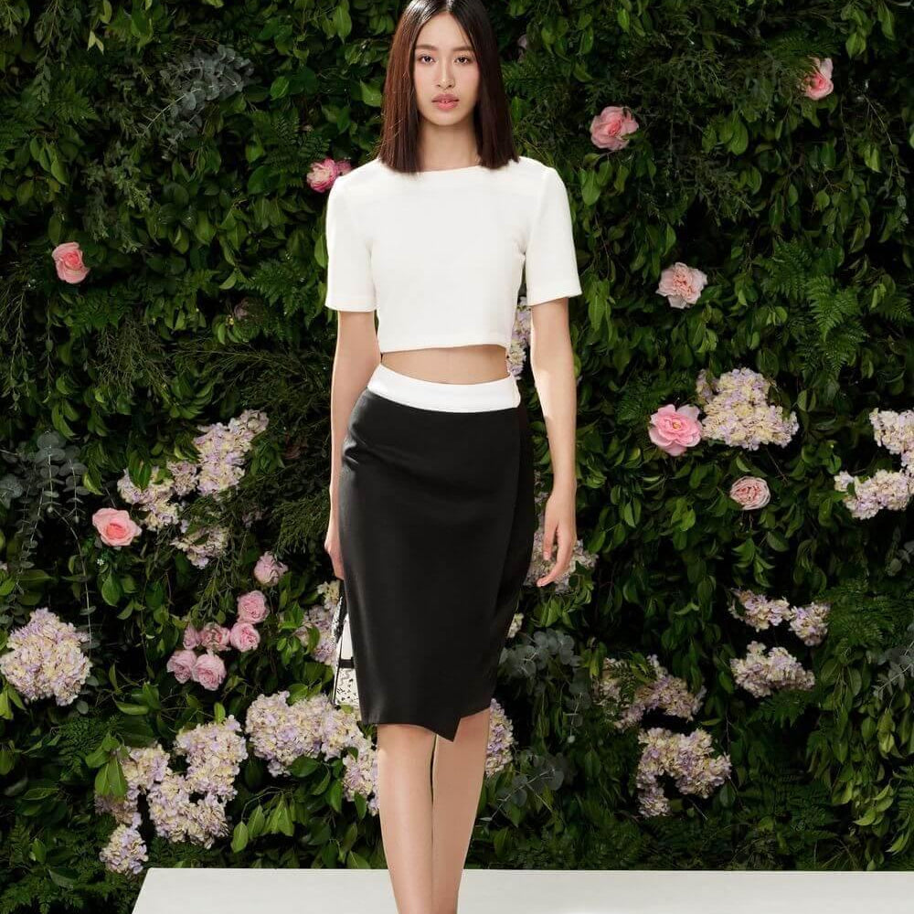 Paige Sabrina Neck Knitted Fabric Crop Top - MEAN BLVD