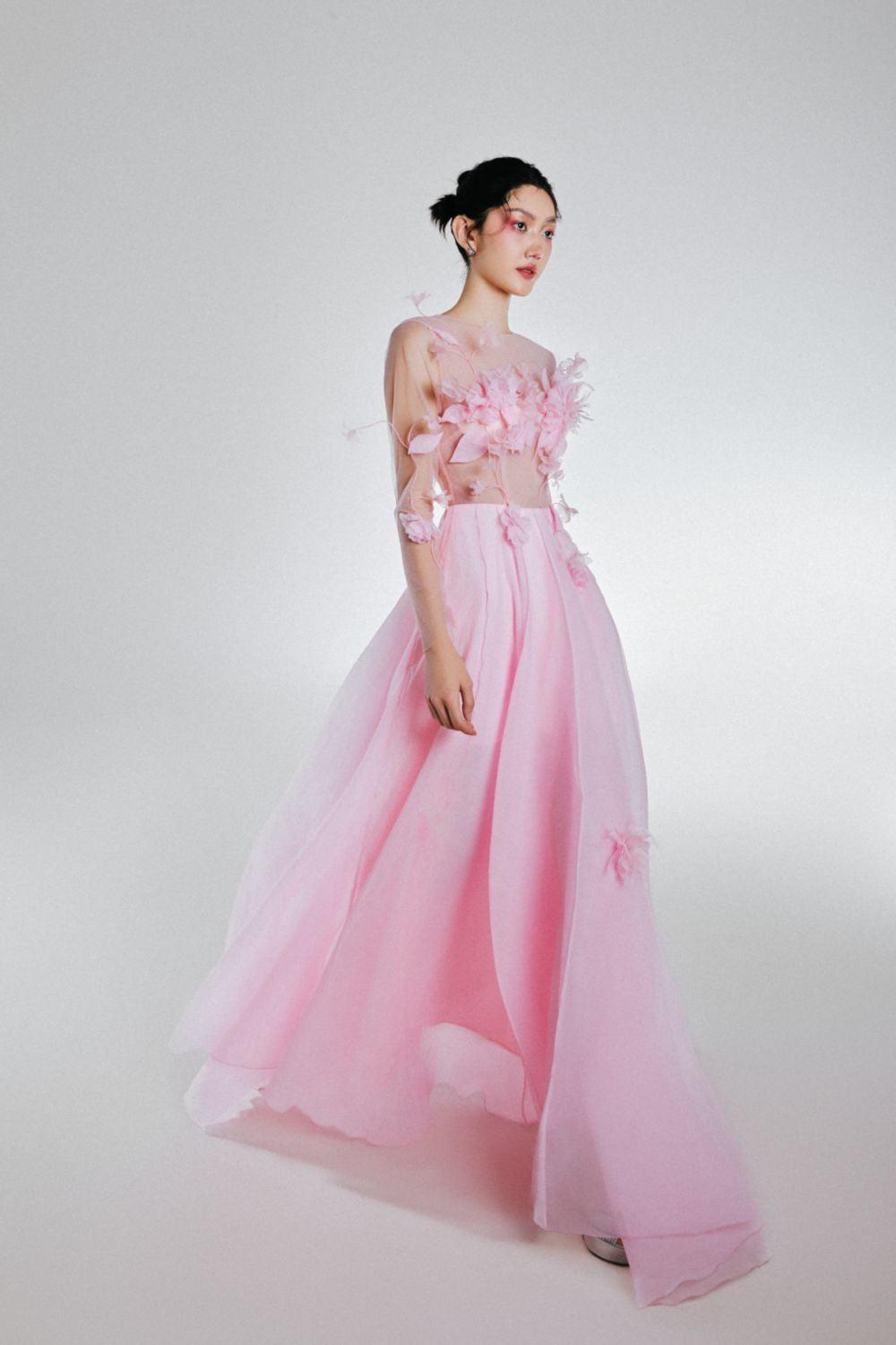 chinese dress ladies Glamorous and Sparkling Organza A-Line Wedding Dress with Bishop Sleev –  AmberBride main image 0
