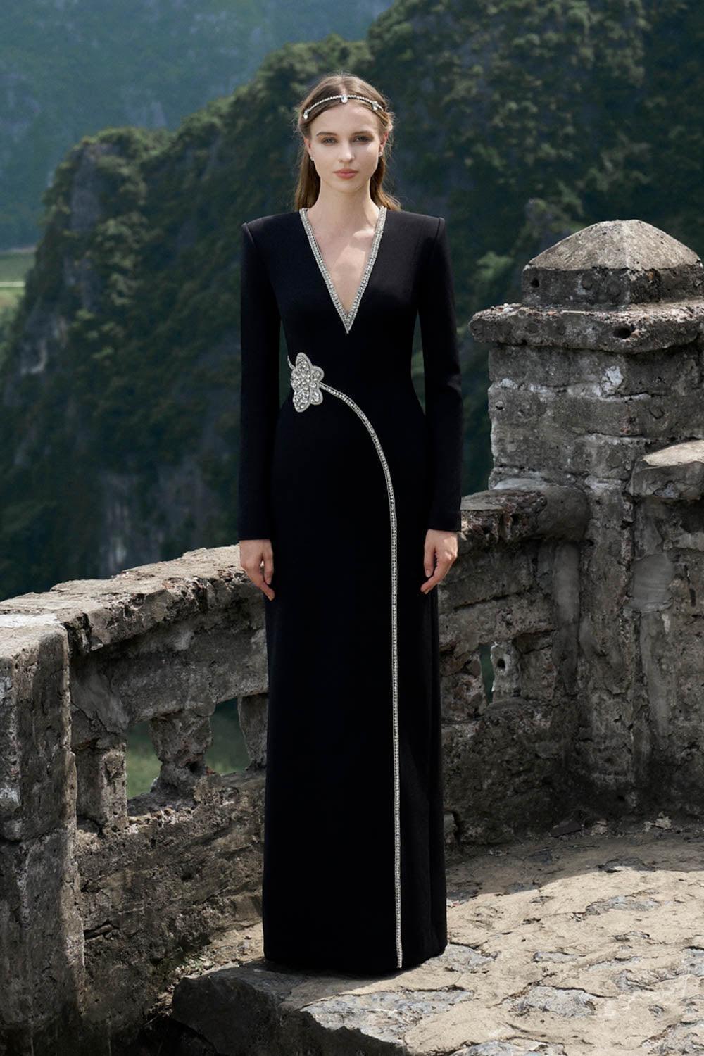 Presley A-line V-Neck Velvet Floor Length Dress - MEAN BLVD