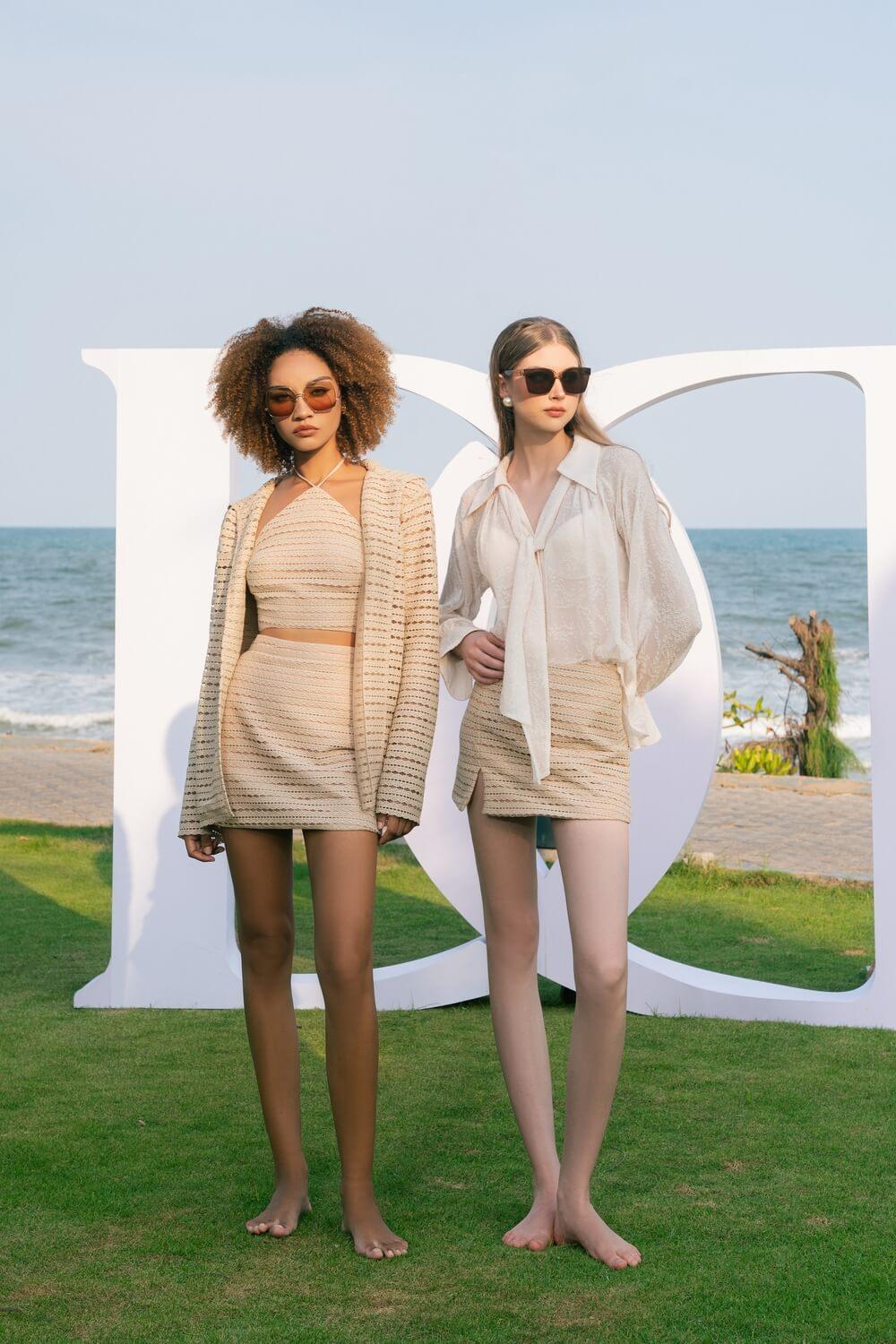 Ran Straight Long Sleeved Lace Jacket - MEAN BLVD