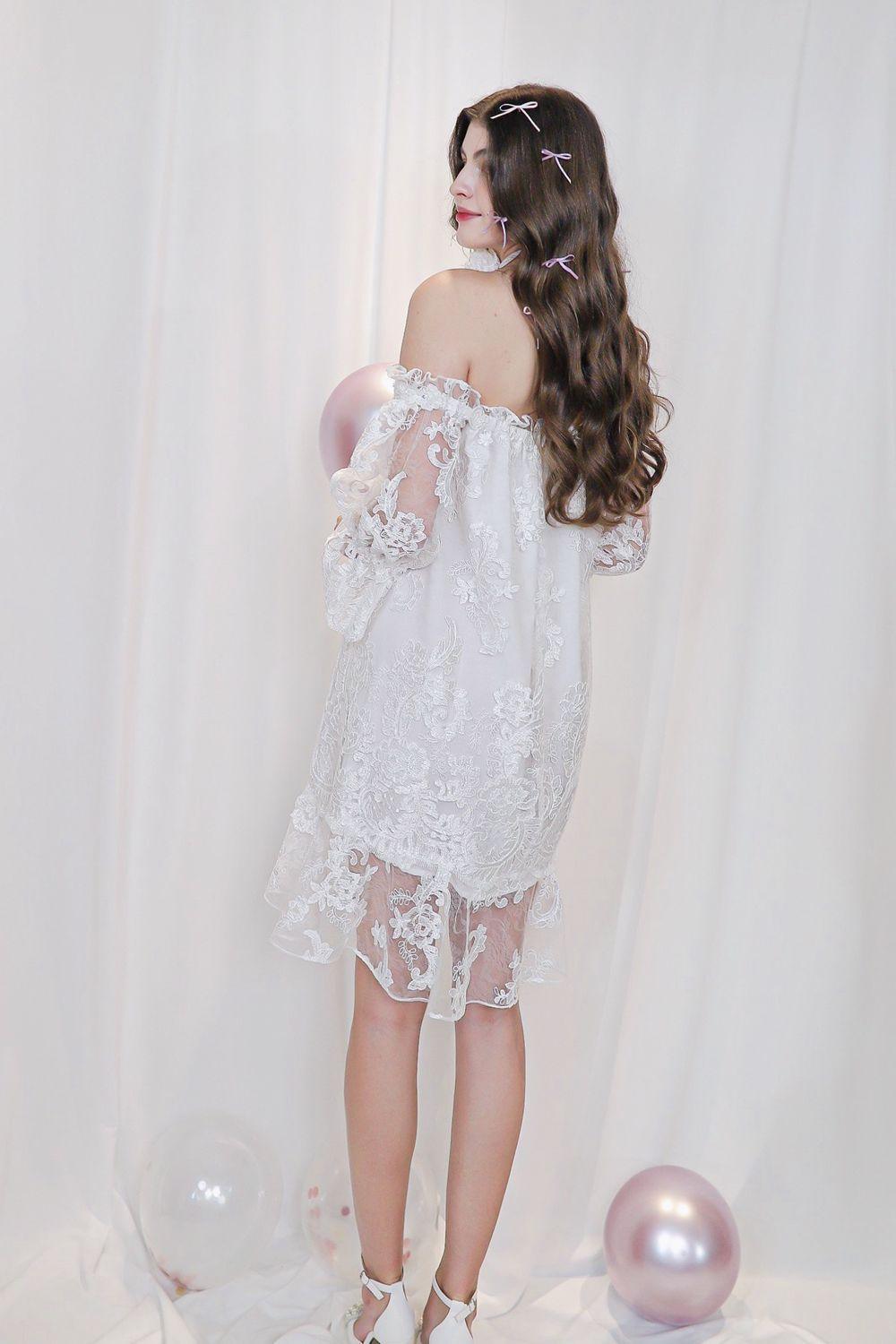 Women's Romy Straight Off-Shoulder Lace Above The Knee Dress Freesize/S White/Pink Floral MEAN BLVD