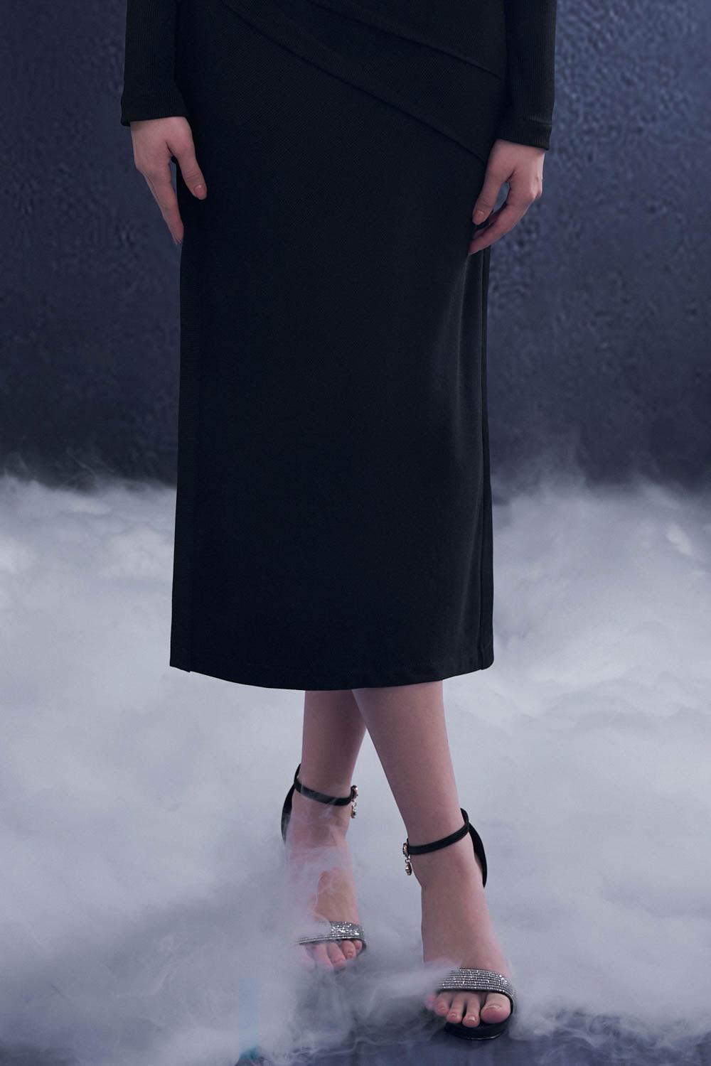 Sculpta Sheath Slit Hem Wool Midi Dress - MEAN BLVD