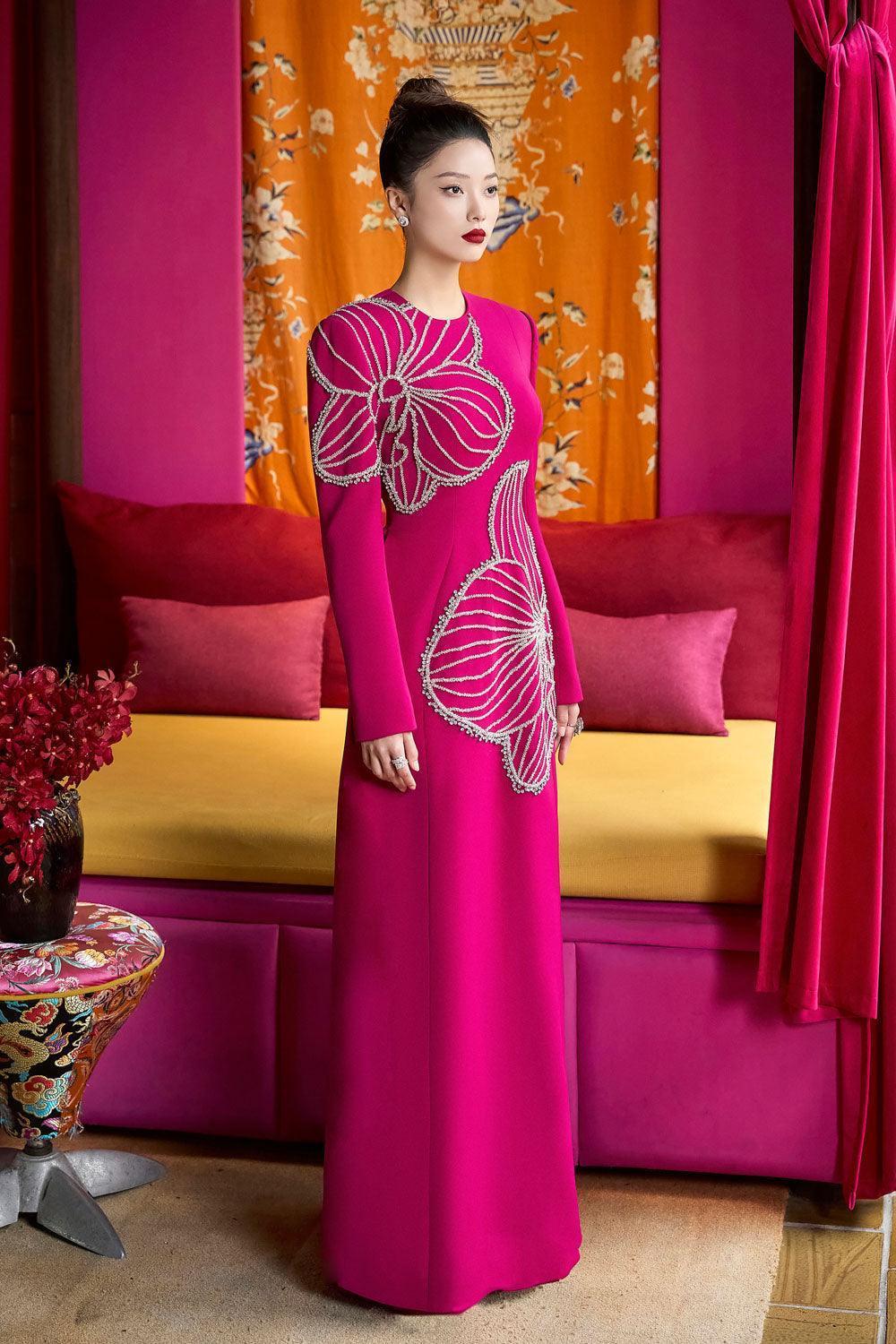 Shimmer A-line Round Neck Velvet Satin Maxi Dress - MEAN BLVD