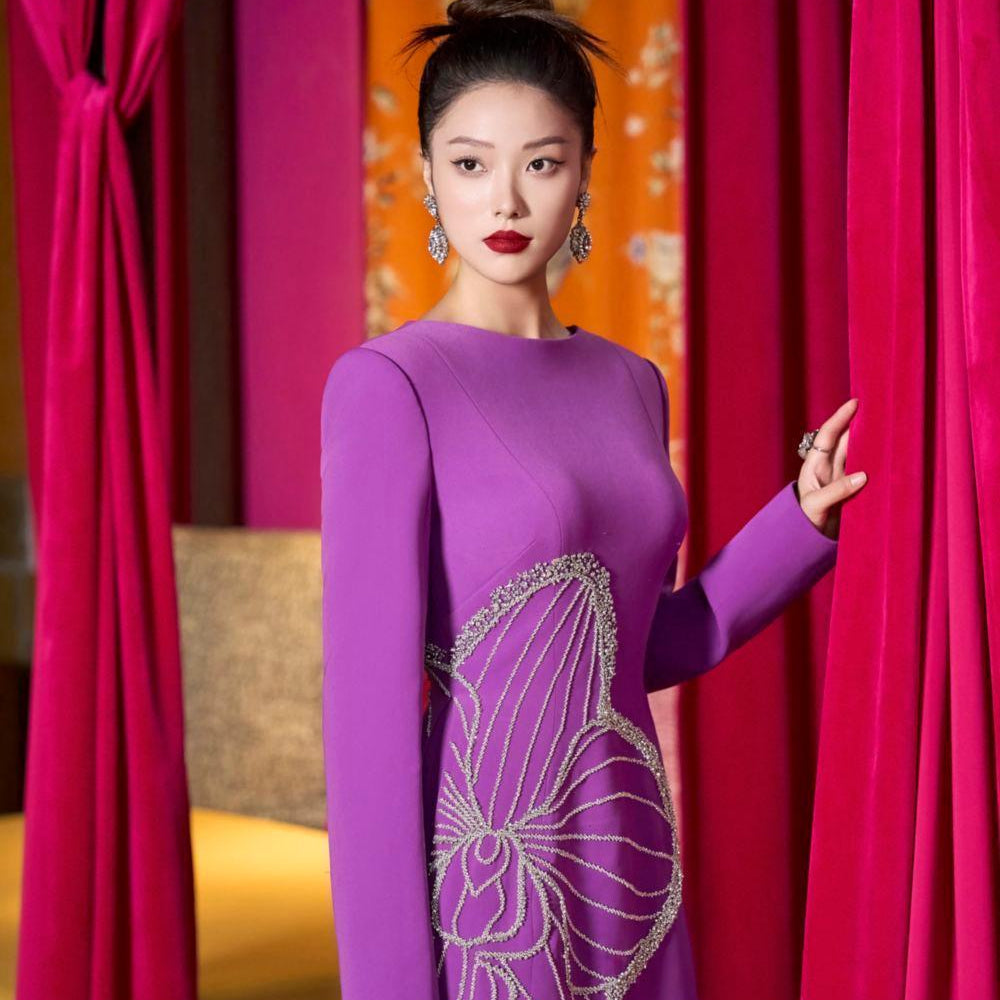 Splena A-line Boat Neck Velvet Satin Maxi Dress - MEAN BLVD