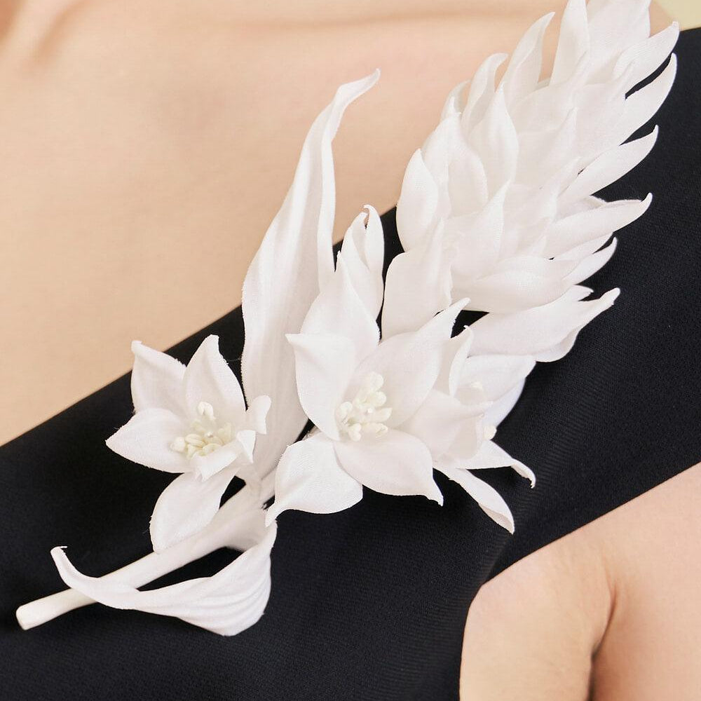 Swan Floral Brooch - MEAN BLVD