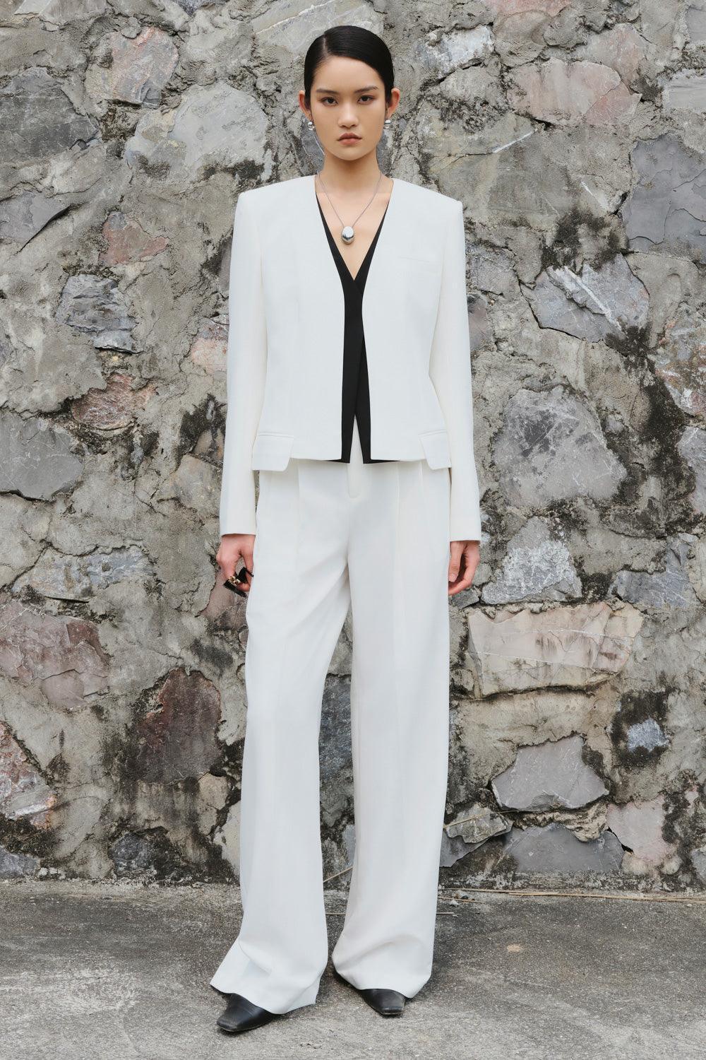 Taylor Cropped Long Sleeved Twill Crepe Blazer - MEAN BLVD