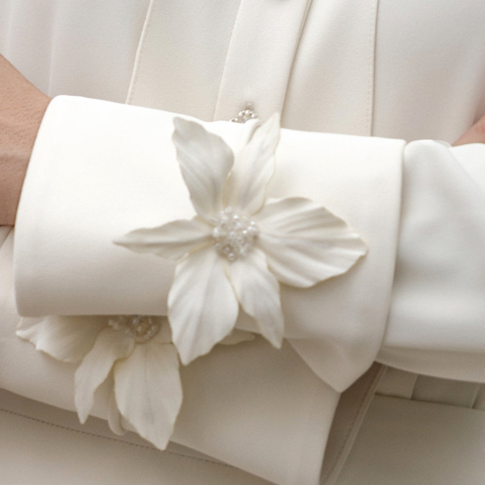 Thanh Nha Floral Brooch