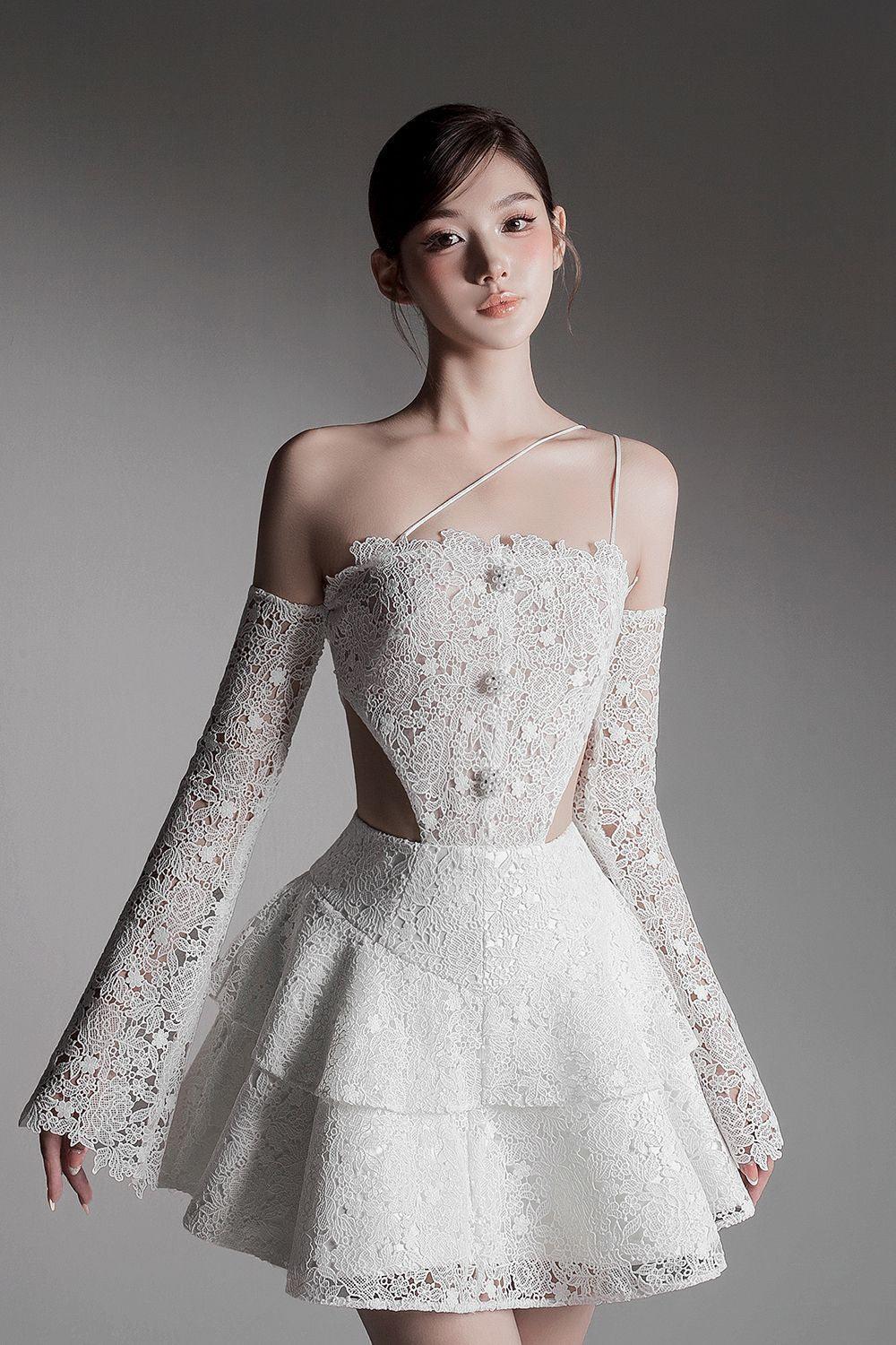 Women's Verni Fit and Flare Cut-Out Lace Mini Dress XS/S/M/L White Floral MEAN BLVD S / White / Floral Women's Verni Fit and Flare Cut-Out Lace Mini Dress XS/S/M/L White Floral MEAN BLVD S / White / Floral