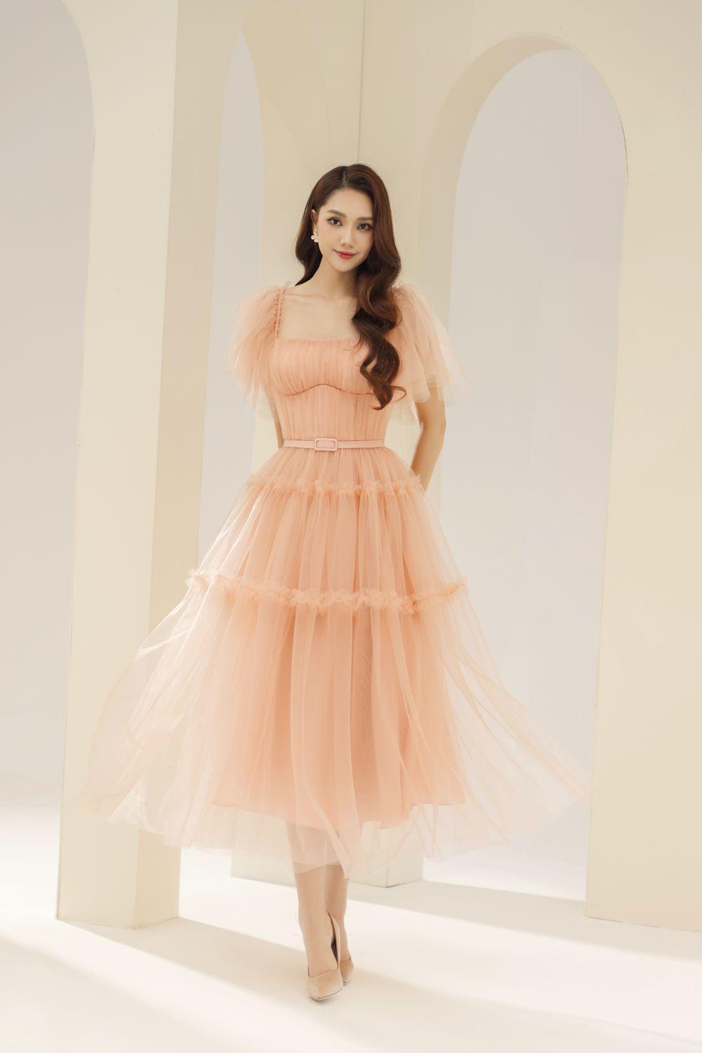 Viana Gathered Square Neck Tulle Midi Dress - MEAN BLVD