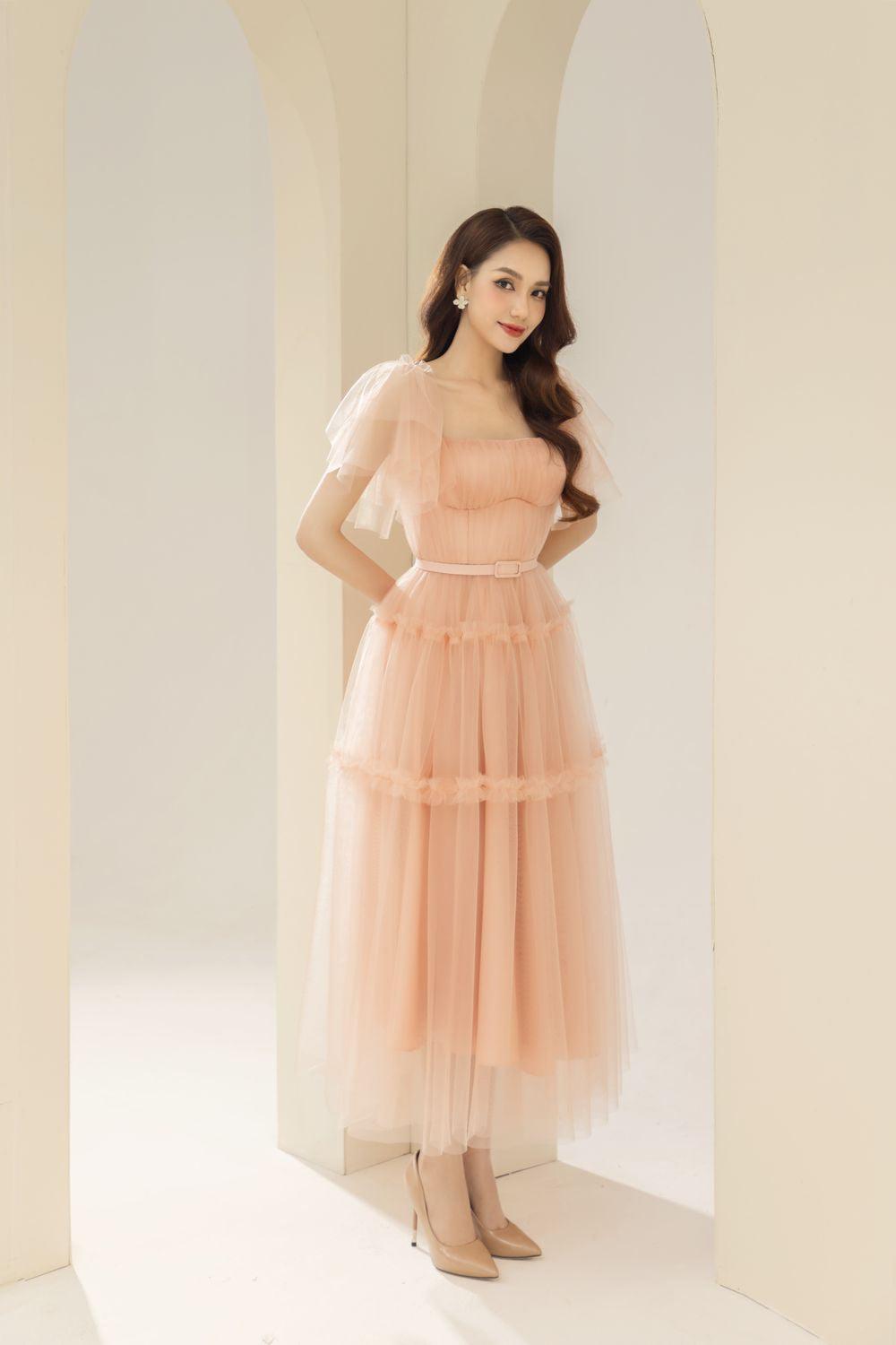 Viana Gathered Square Neck Tulle Midi Dress - MEAN BLVD