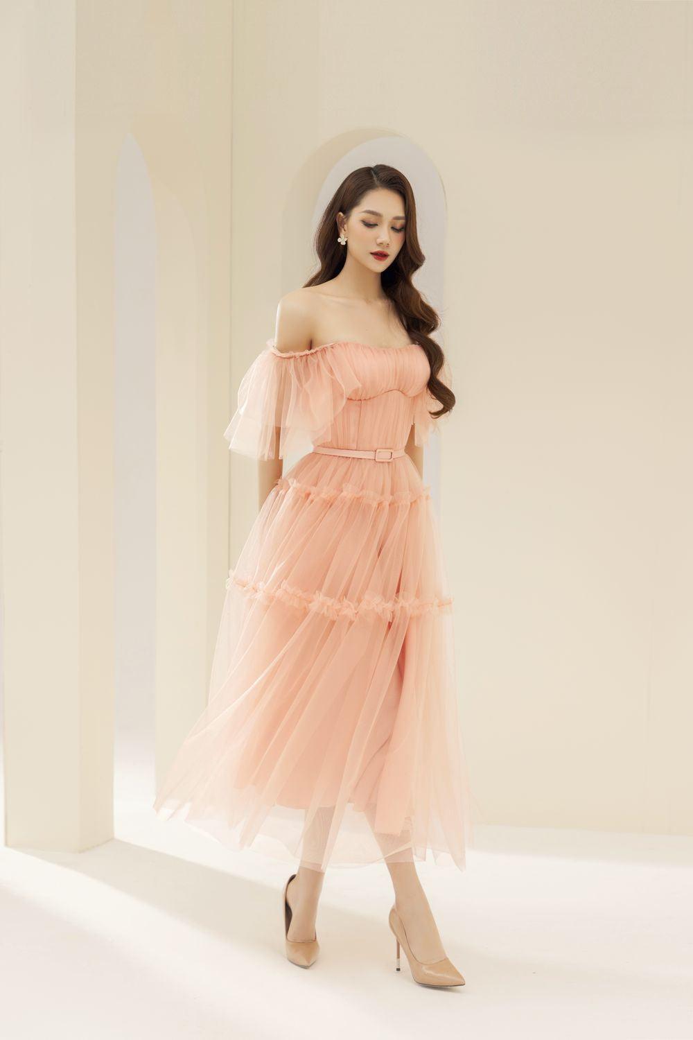 Viana Gathered Square Neck Tulle Midi Dress - MEAN BLVD