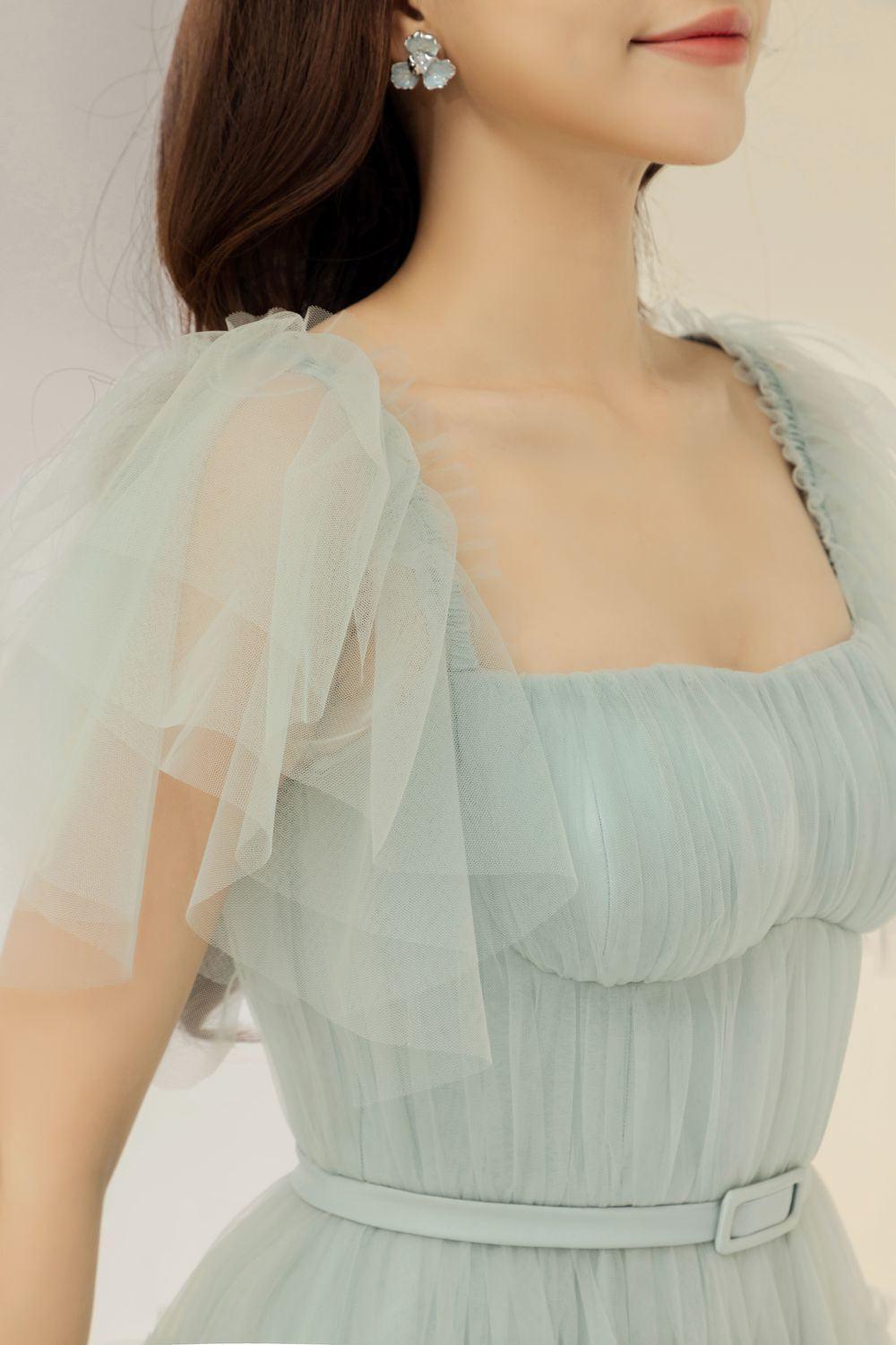 Viana Gathered Square Neck Tulle Midi Dress - MEAN BLVD