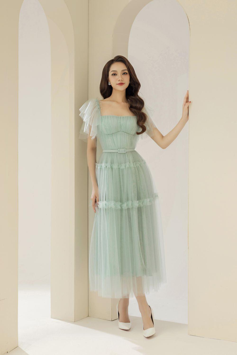 Viana Gathered Square Neck Tulle Midi Dress - MEAN BLVD