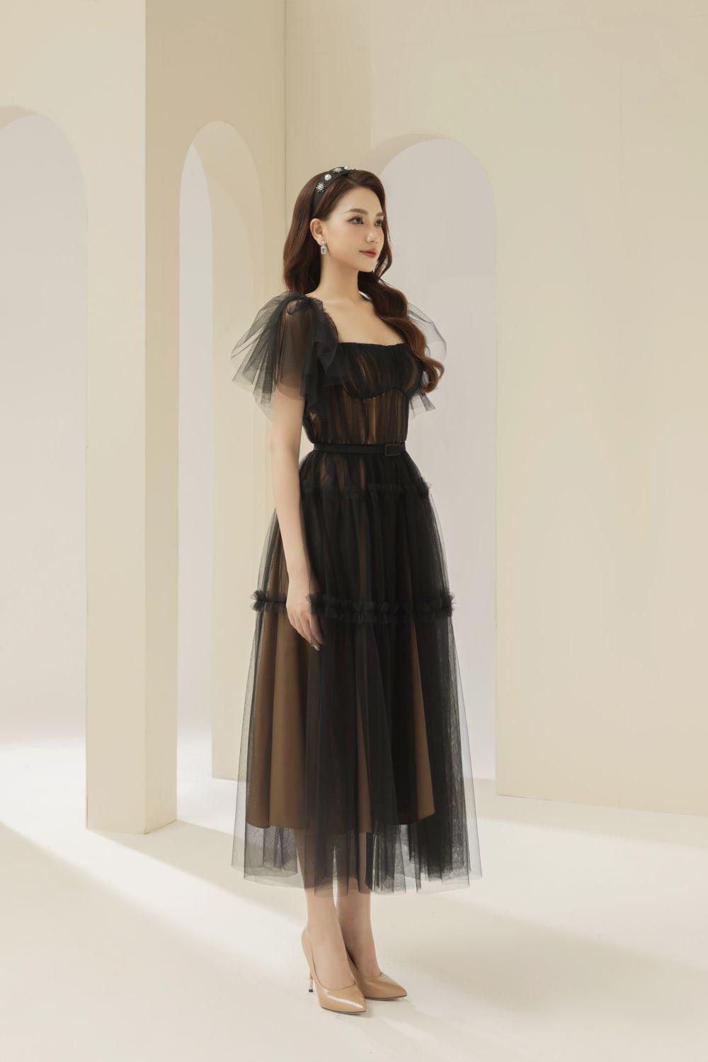 Viana Gathered Square Neck Tulle Midi Dress - MEAN BLVD