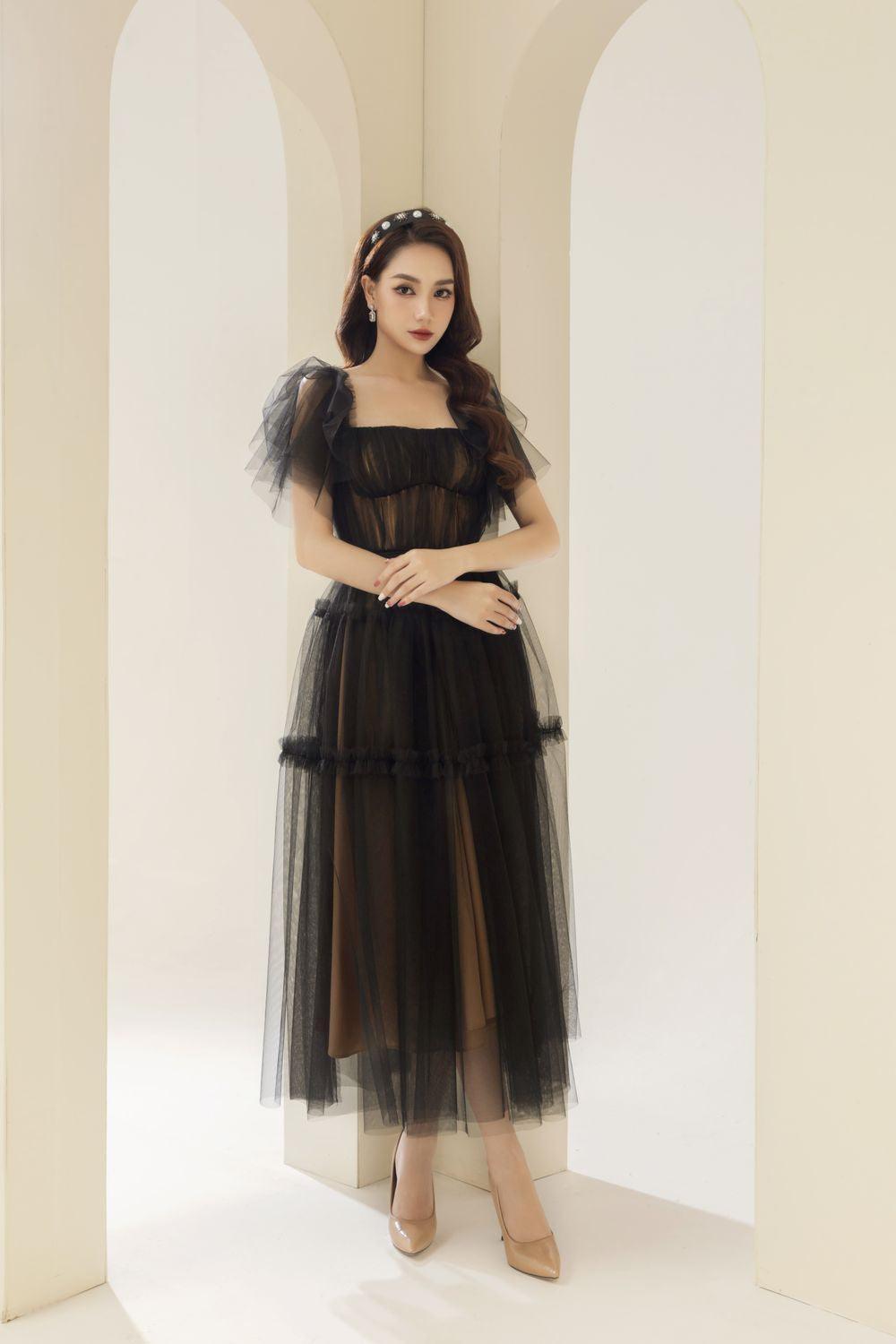 Viana Gathered Square Neck Tulle Midi Dress - MEAN BLVD