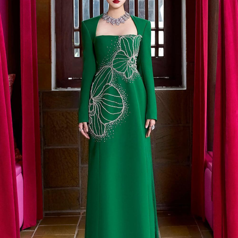 Vivacy Sheath Queen Anne Neck Velvet Satin Floor Length Ao Dai - MEAN BLVD