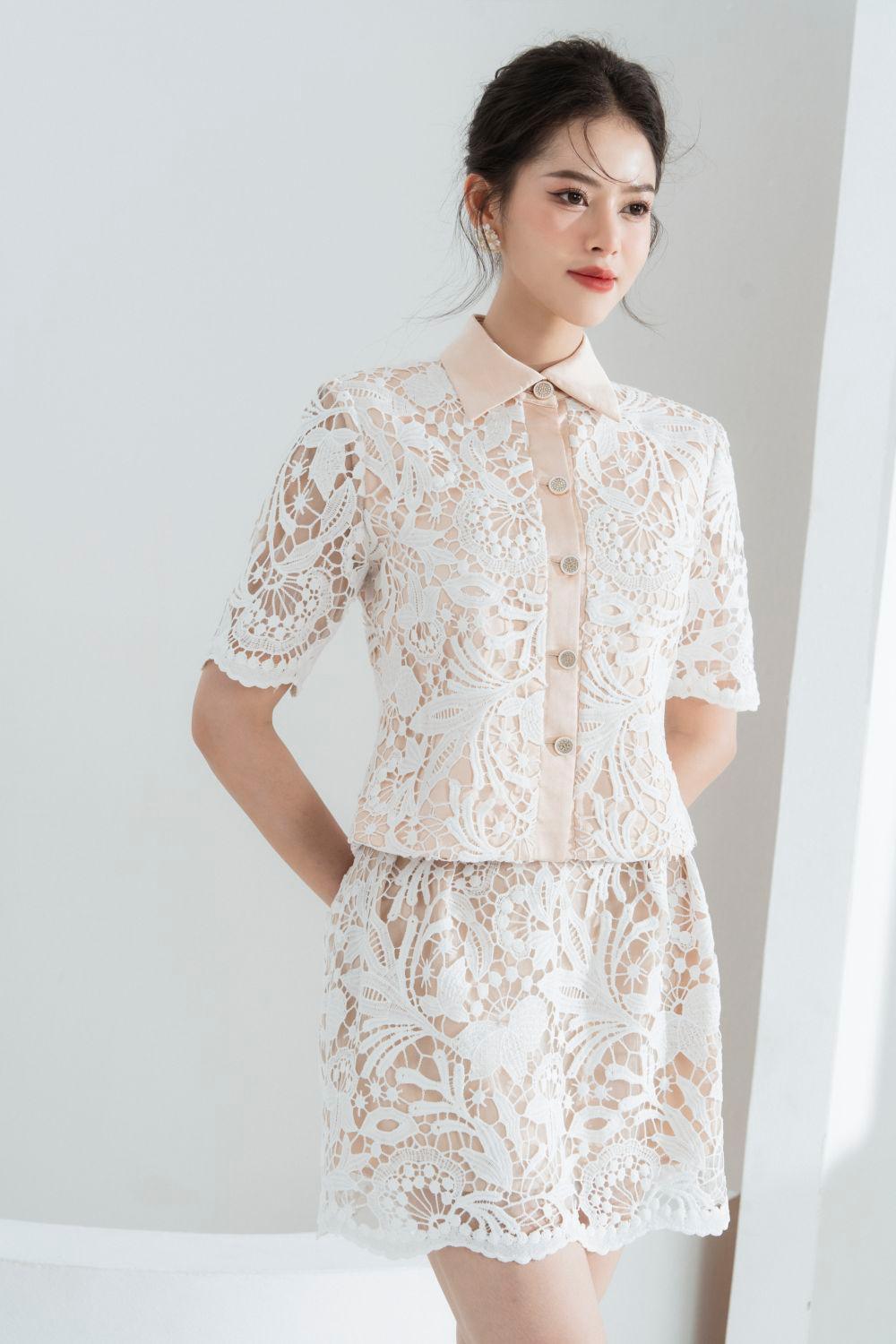 Wendy Straight Pointed Flat Collar Lace Shirt - MEAN BLVD