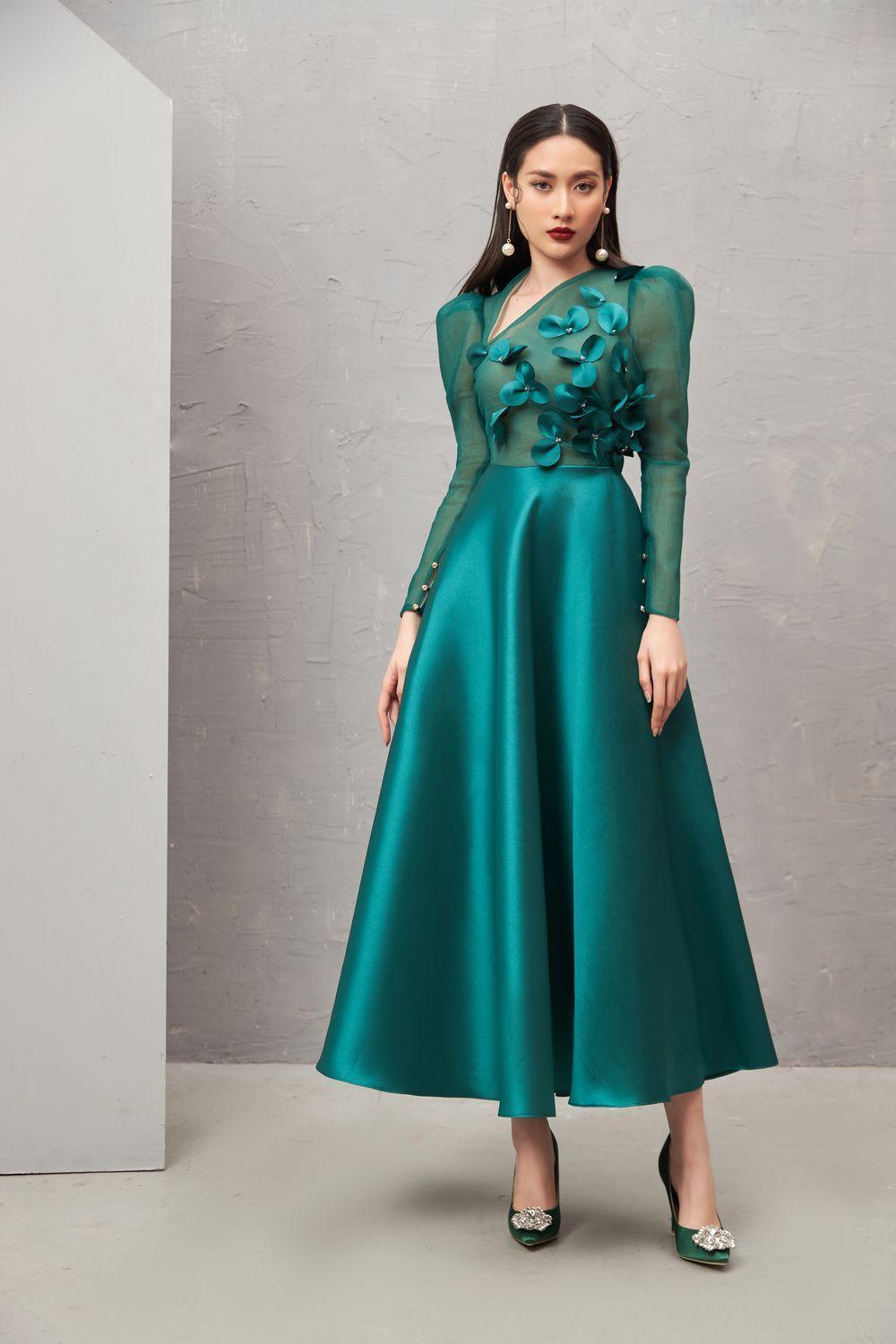 Women's Adelaide Fit and Flare Long Sleeved Taffeta Midi Dress XS/S/M/L/XL Green MEAN BLVD XL / Green Women's Adelaide Fit and Flare Long Sleeved Taffeta Midi Dress XS/S/M/L/XL Green MEAN BLVD XL / Green