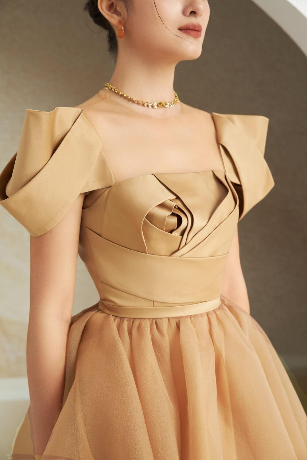 Women's Bethe Fit and Flare Square Neck Organza Knee-length Dress XS/S/M/L/XL Beige/Brown MEAN BLVD L / Brown Women's Bethe Fit and Flare Square Neck Organza Knee-length Dress XS/S/M/L/XL Beige/Brown MEAN BLVD L / Brown