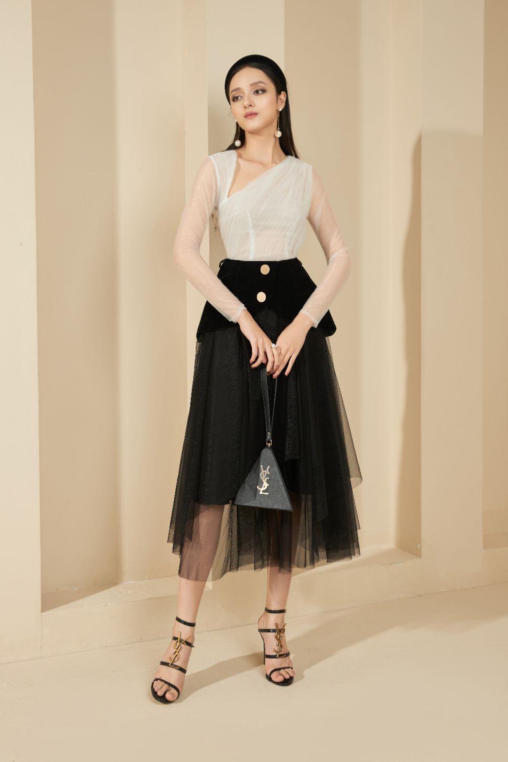 Brewster Diagonal Cut-Out Neck Set MEAN BLVD