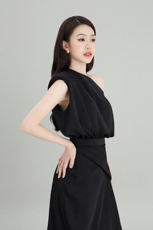 Charles Asymmetric Shoulder Top MEAN BLVD