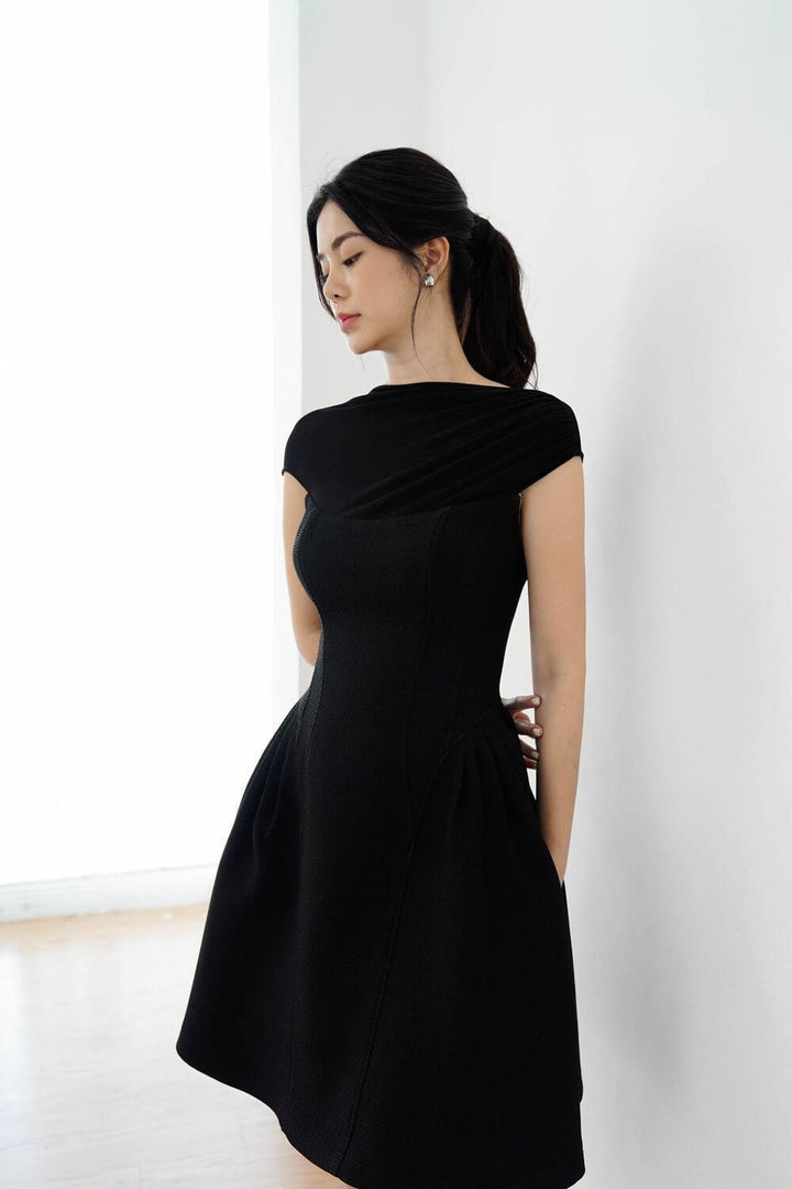 Elia Sabrina Neck Dress - MEAN BLVD