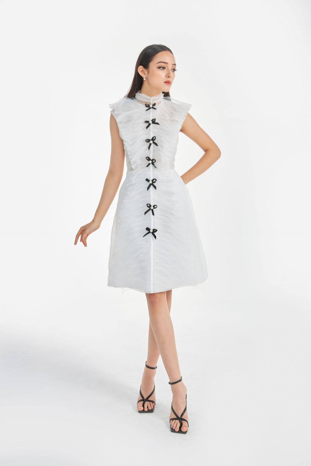 Grande Bowtie Line Dress MEAN BLVD