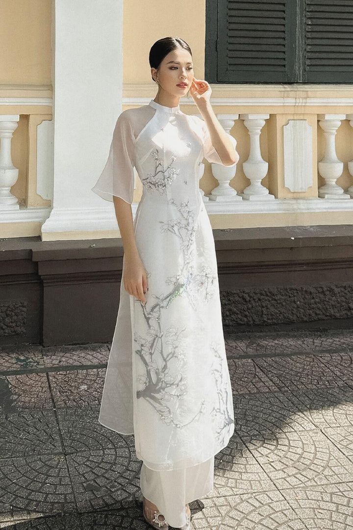 Hy Vien Middle Sleeves Ao Dai MEAN BLVD