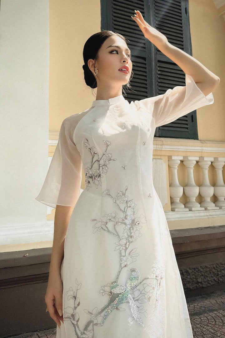 Hy Vien Middle Sleeves Ao Dai MEAN BLVD