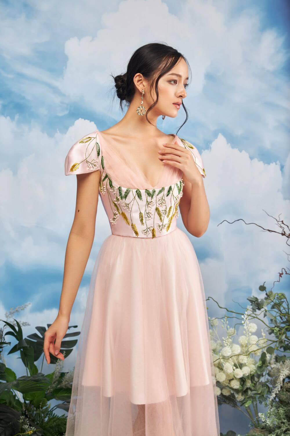 Limbat Heart Neck Dress MEAN BLVD