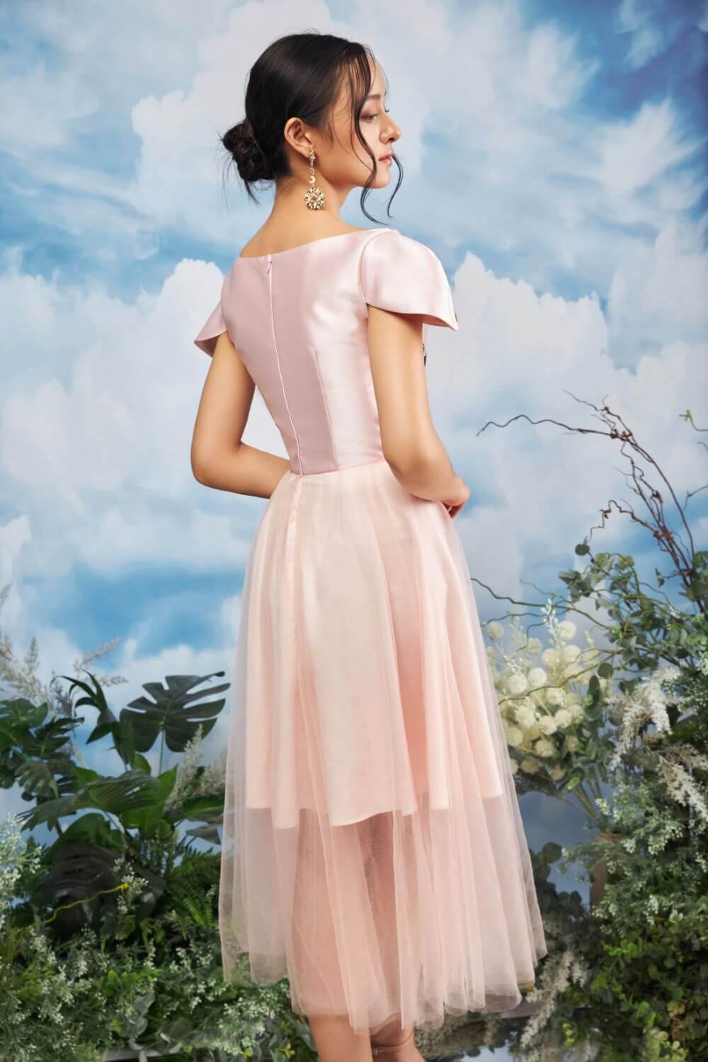 Limbat Heart Neck Dress MEAN BLVD