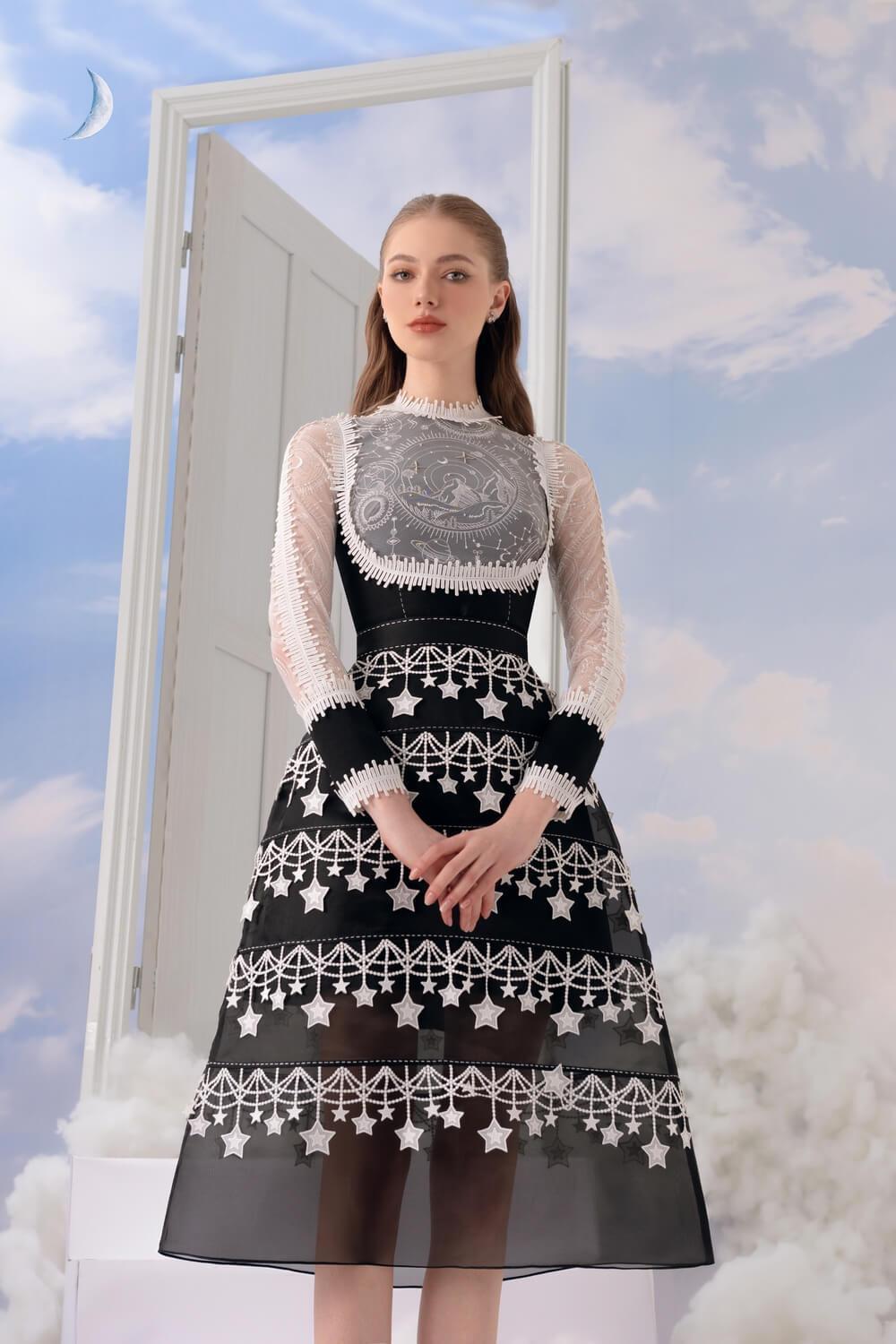 Limo A-line Long Sleeved Lace Midi Set MEAN BLVD