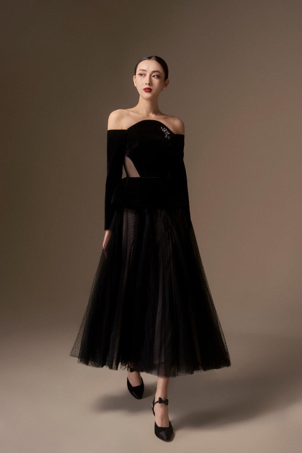 Women's Lunar Fit and Flare Cut-Out Velvet Midi Dress XS/S/M/L Black MEAN BLVD XS / Black Women's Lunar Fit and Flare Cut-Out Velvet Midi Dress XS/S/M/L Black MEAN BLVD XS / Black