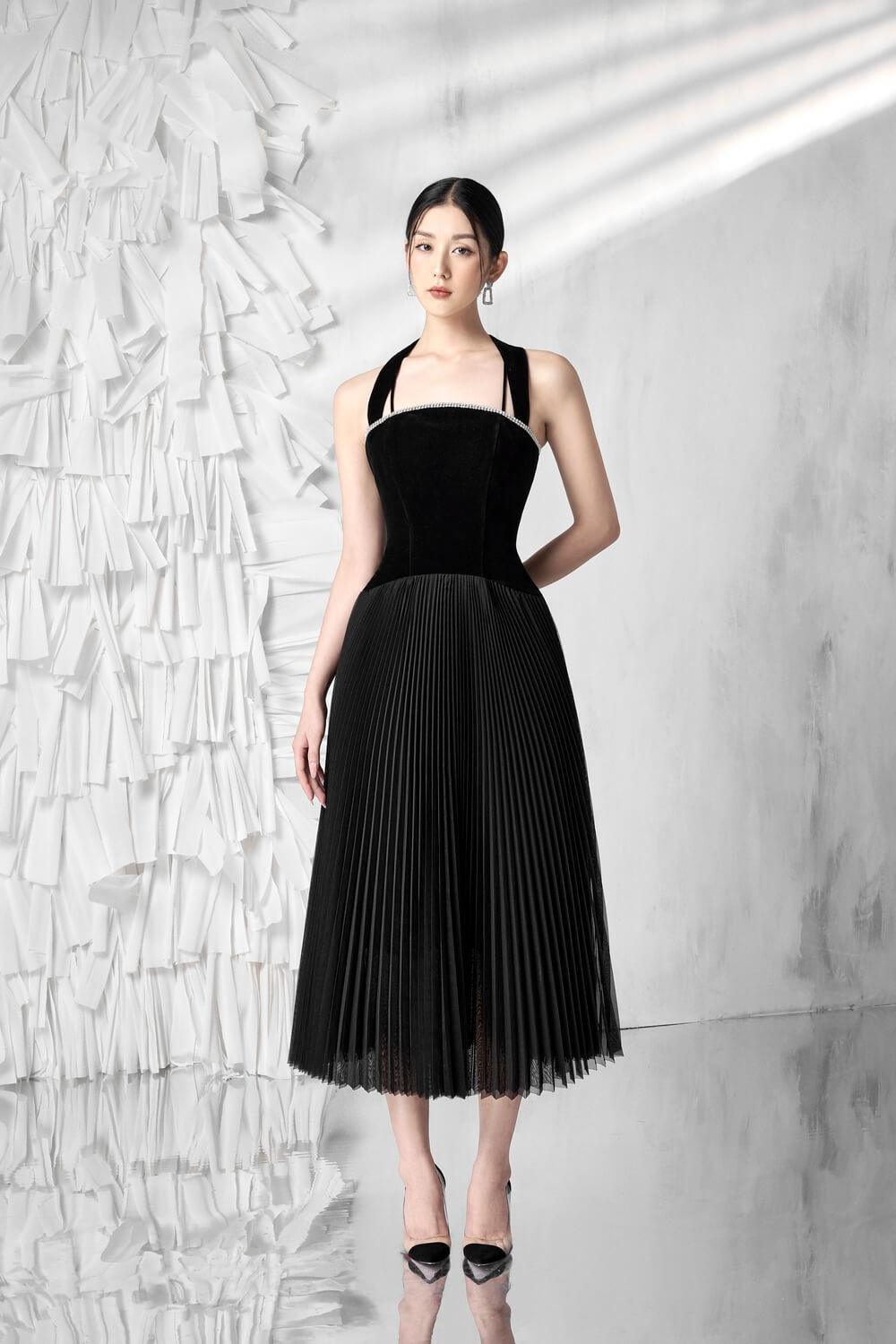 pleated strappy midi dress Women's Milcah A-line Strappy Velvet Midi Dress S/M/L Black MEAN BLVD S / Black