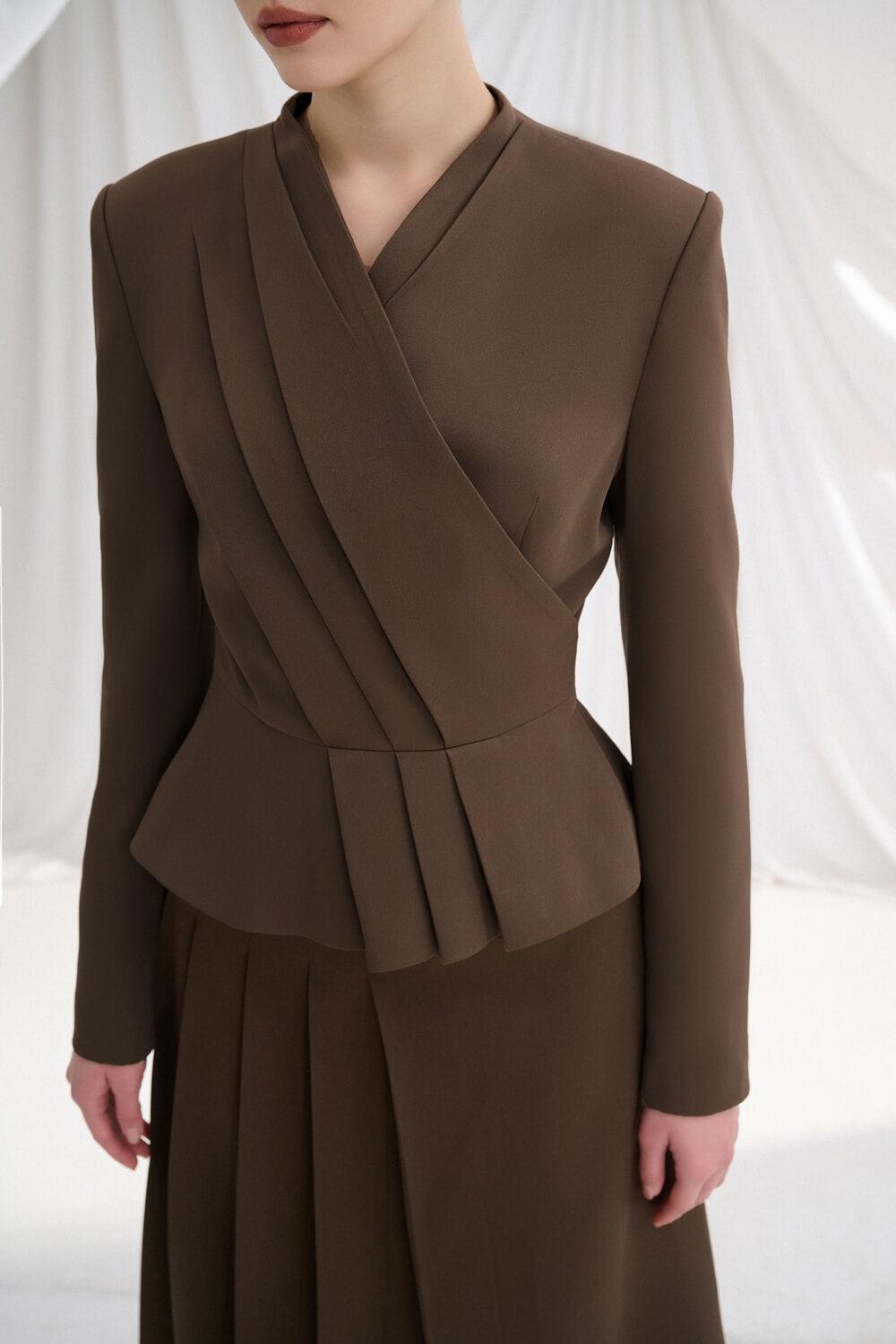 Mizuki Fit and Flare Long Sleeved Twill Top MEAN BLVD