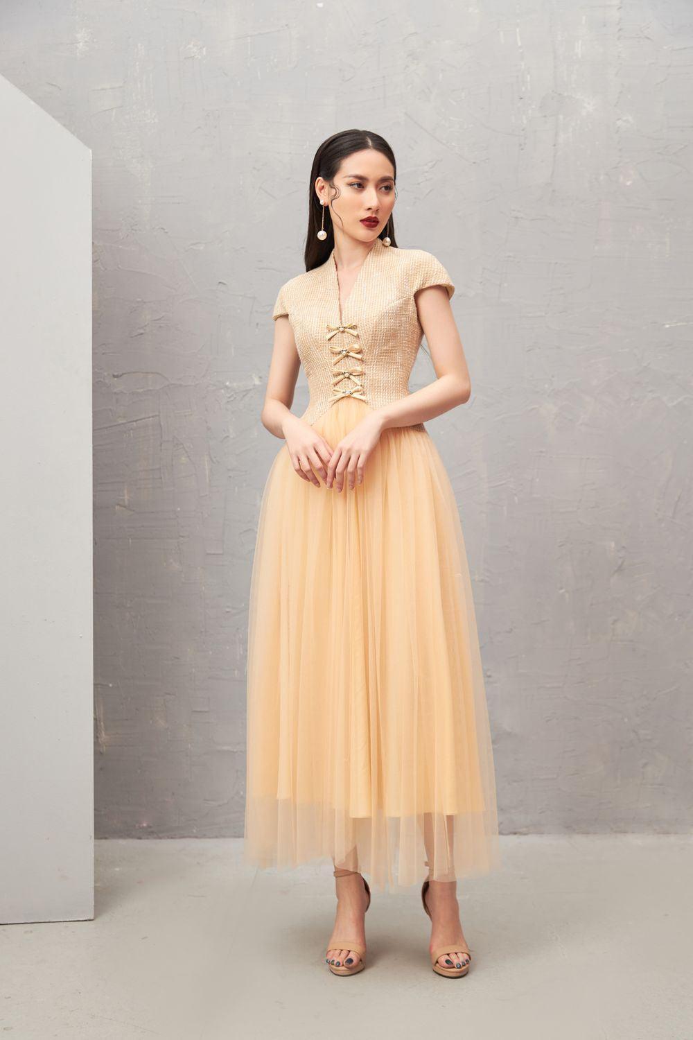 Nomi V-Neck Midi Dress MEAN BLVD