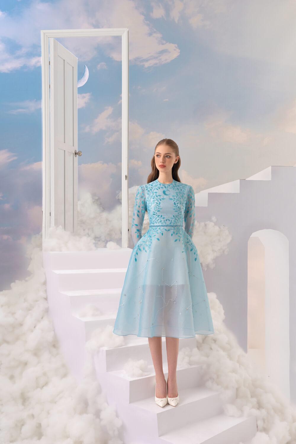 Pale A-line Round Neck Organza Midi Dress MEAN BLVD