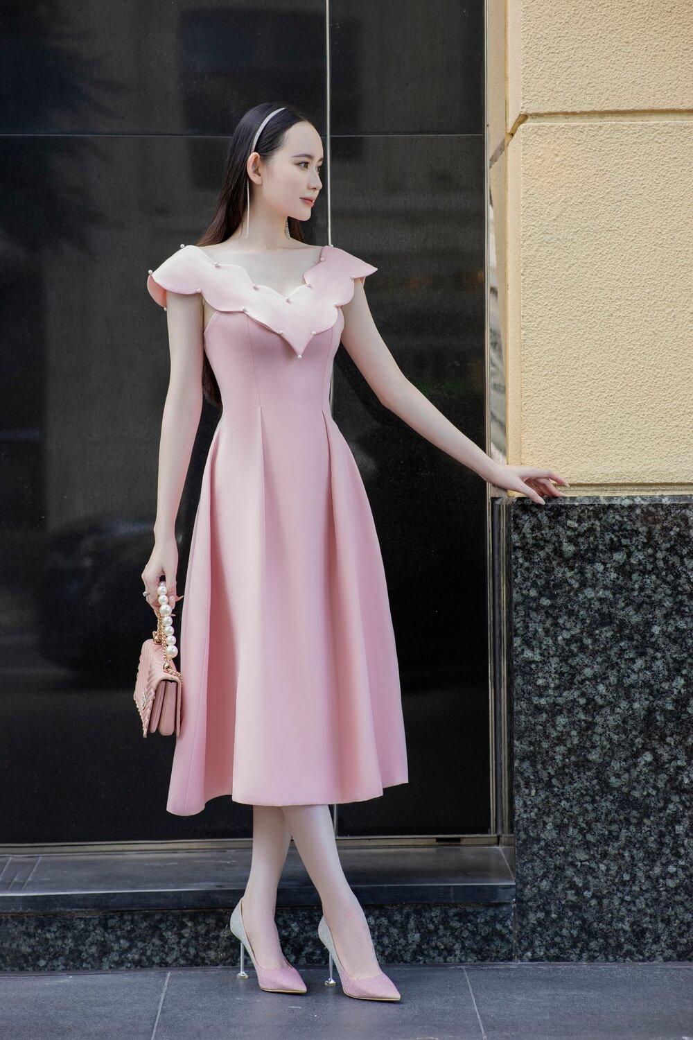 Reilly V-Neck Dress MEAN BLVD