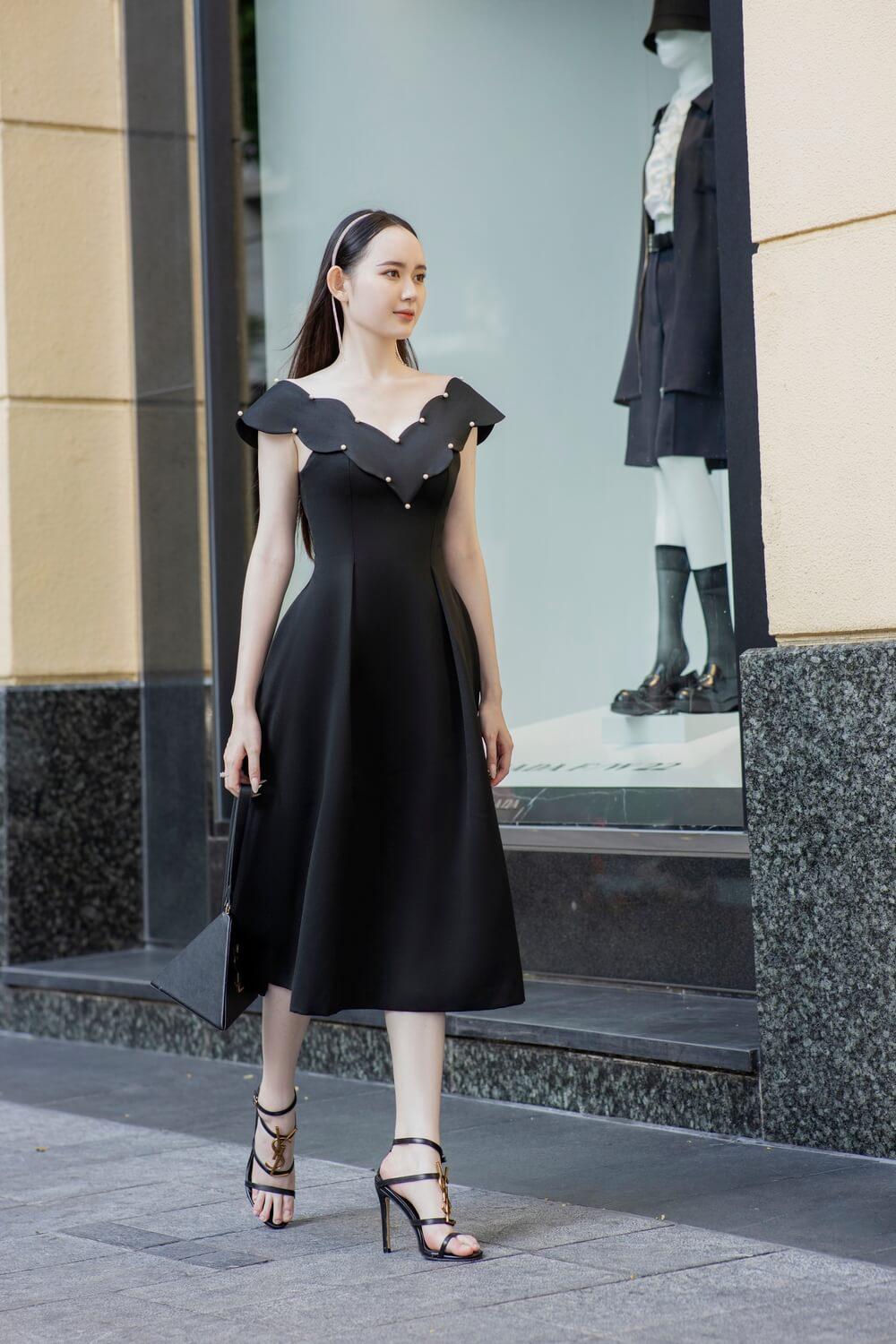 Reilly V-Neck Dress MEAN BLVD