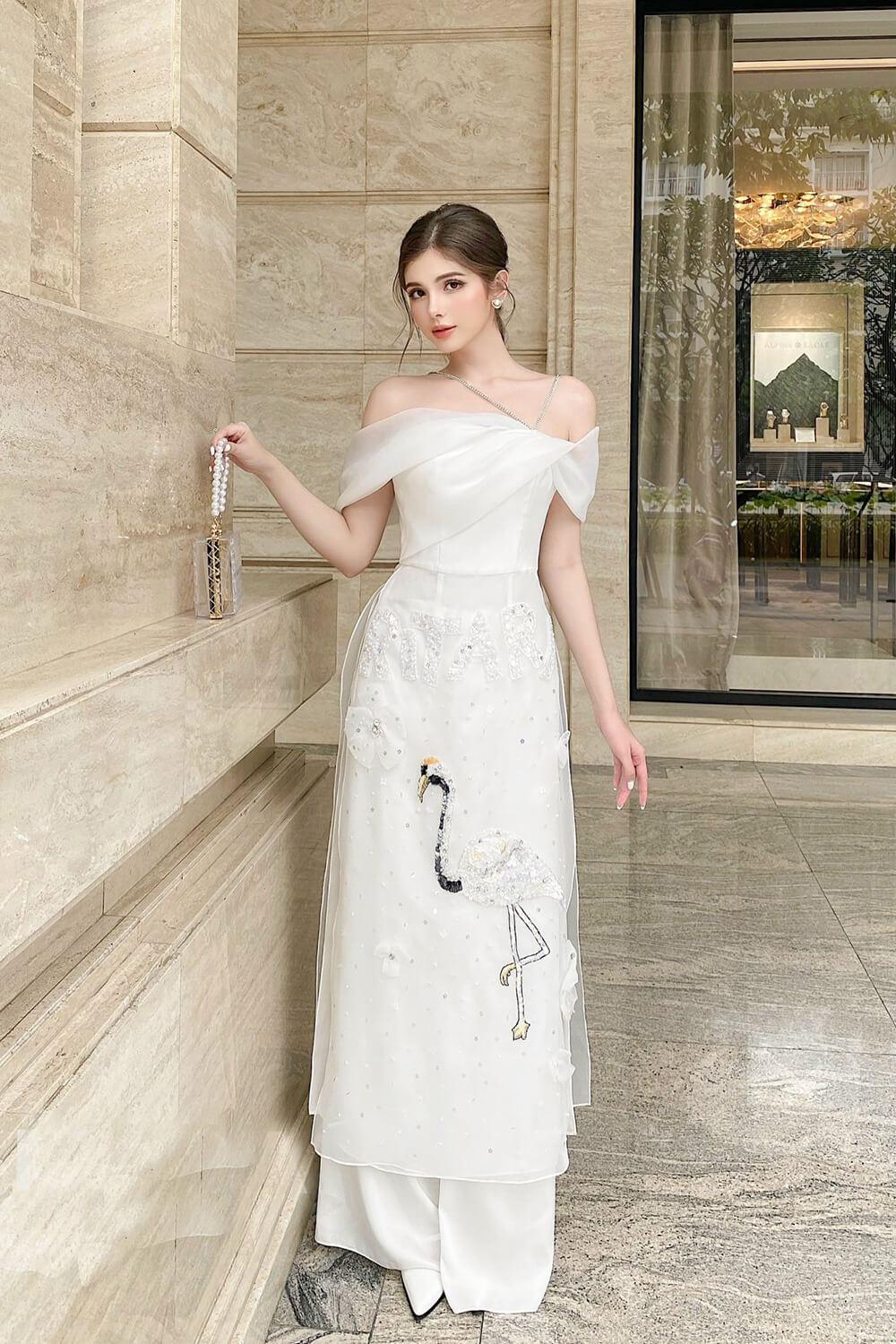 Rita Off-Shoulder Ao Dai MEAN BLVD