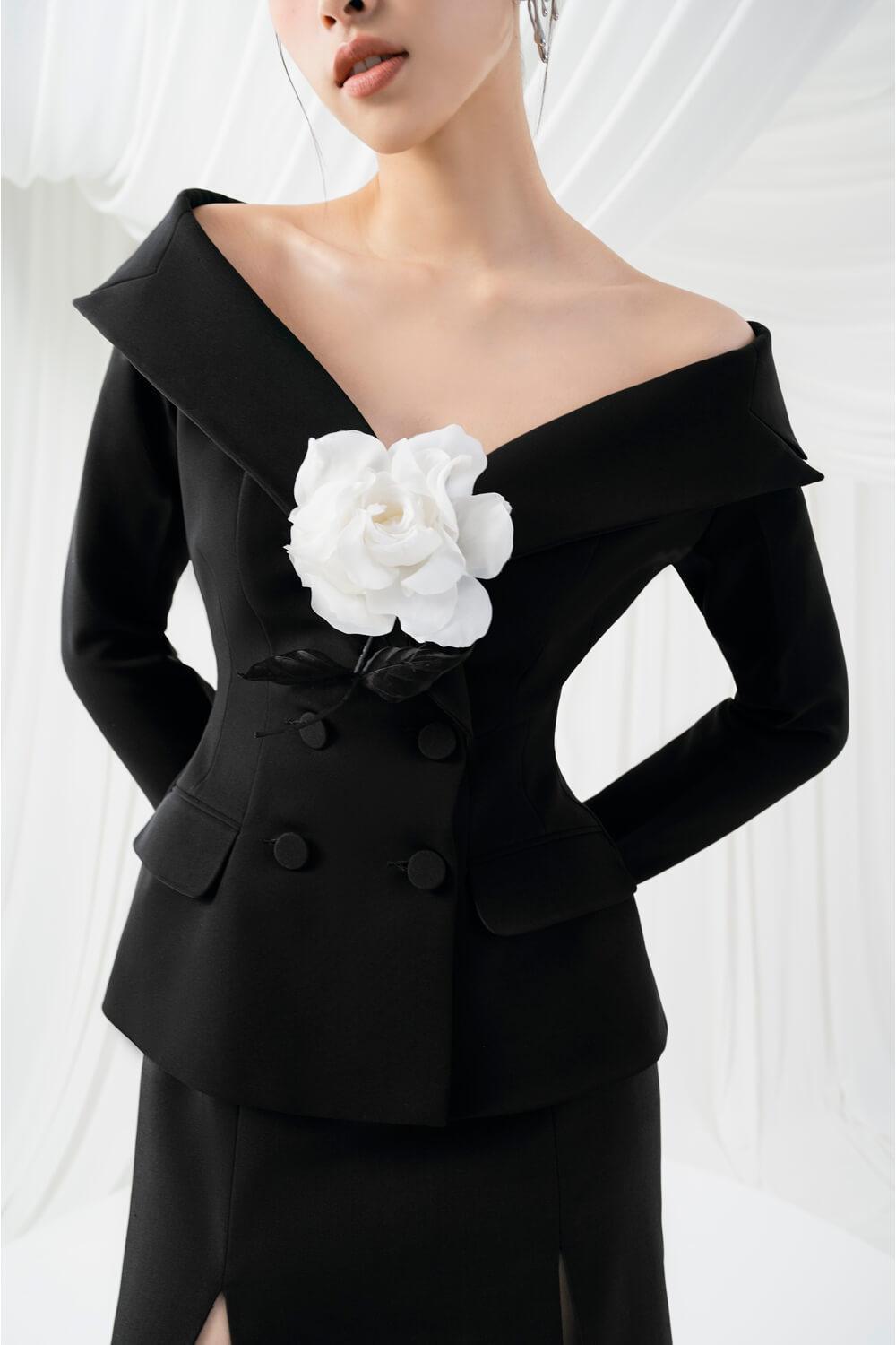 Rocky Fall Shoulder Top MEAN BLVD