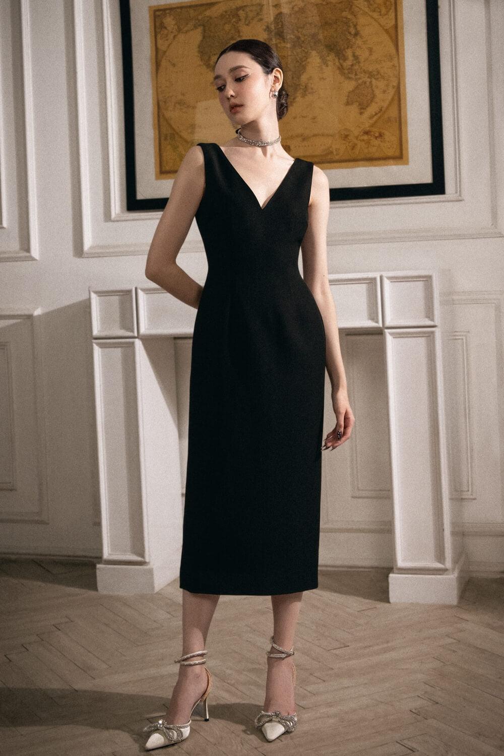 polyester sheath dress Women's Sophia Sheath V-Neck Polyester Midi Dress S/M/L Black MEAN BLVD M / Black